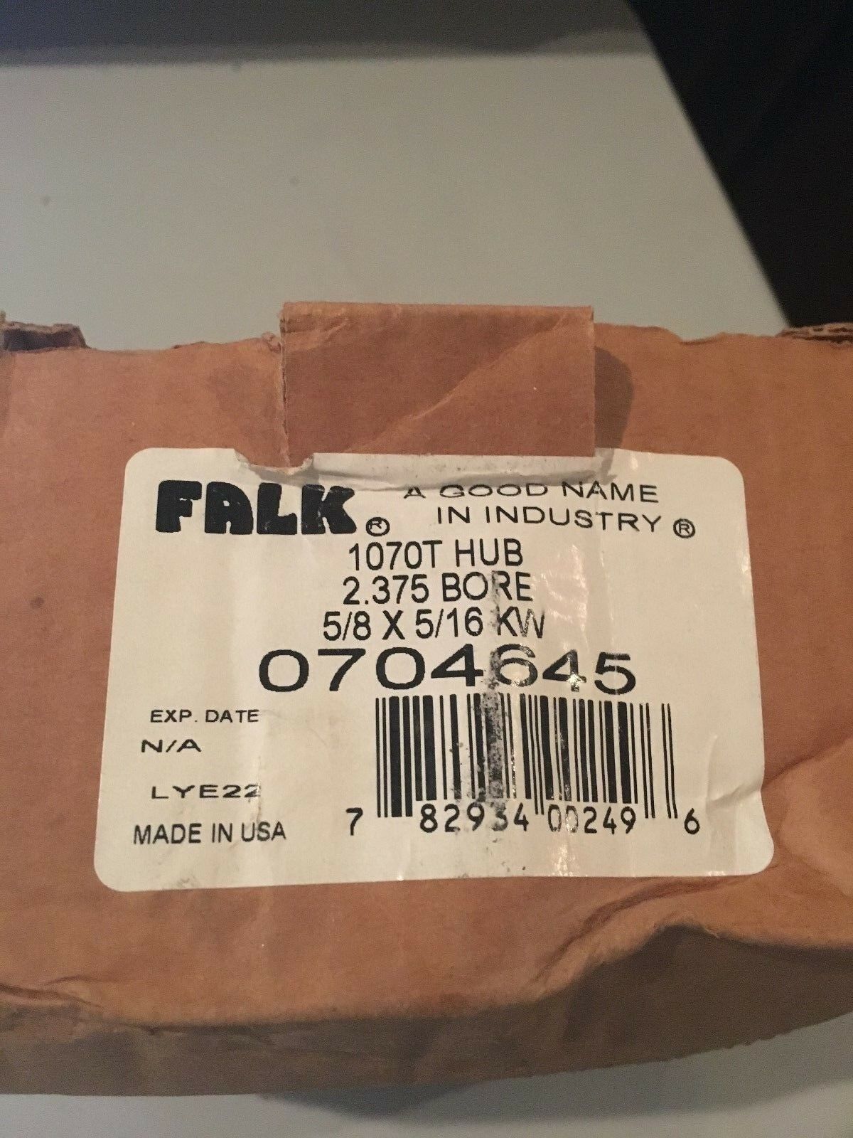 NEW IN BOX FALK COUPLING 0704645