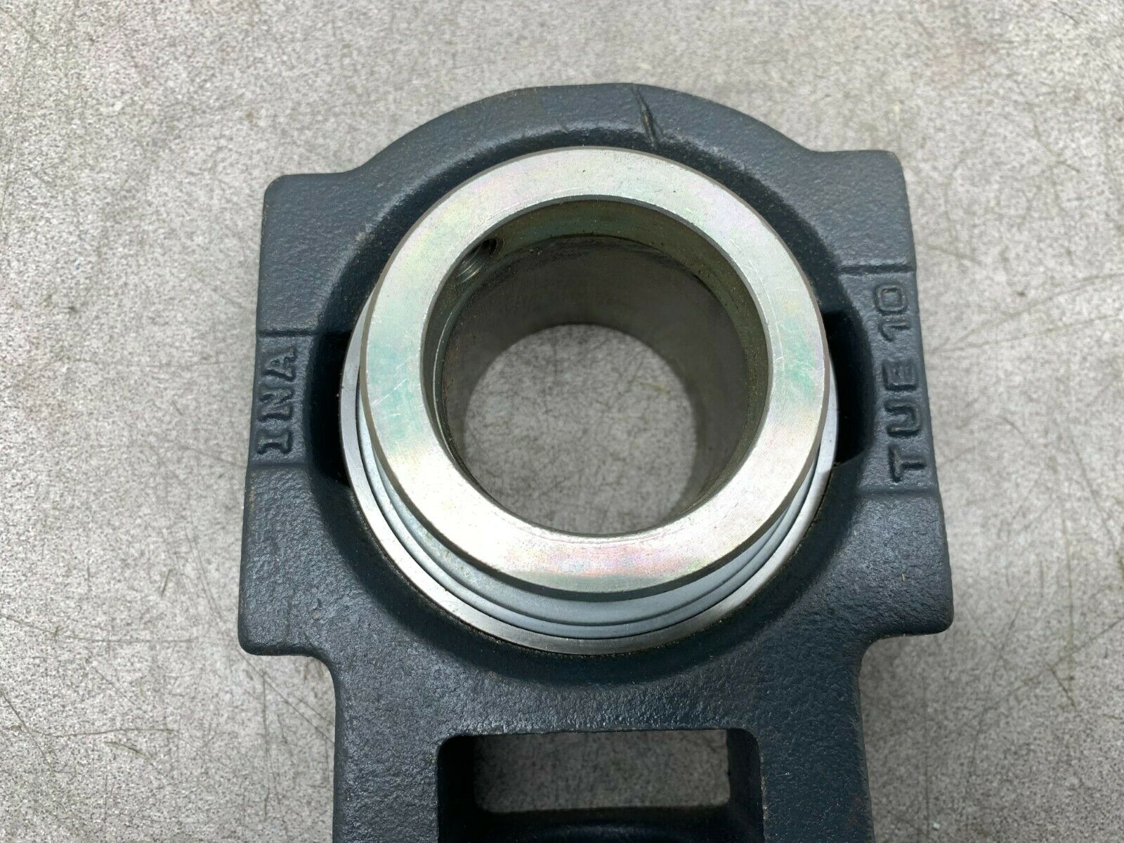 NEW NO BOX INA TAKE-UP BEARING RTUE50