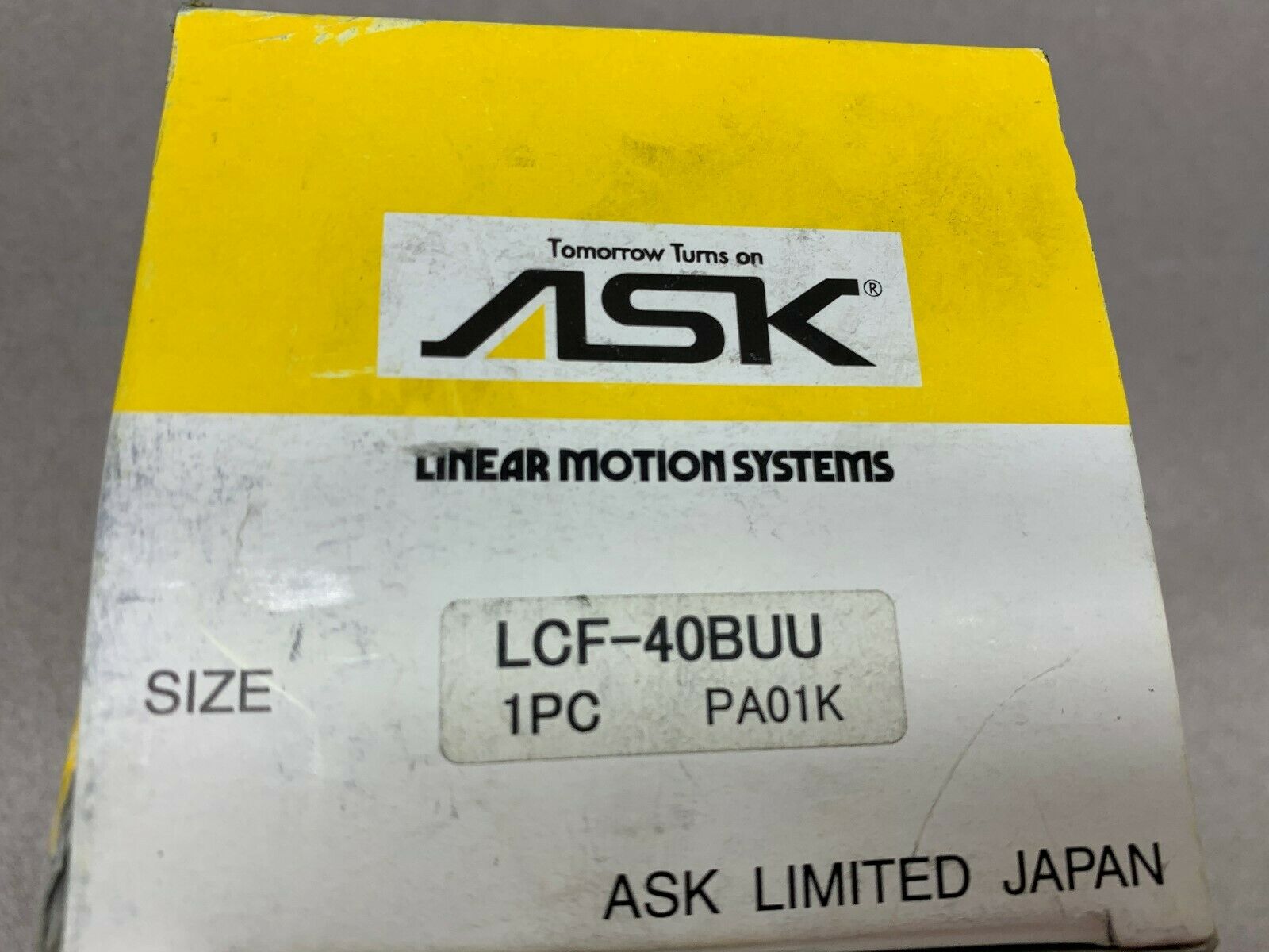 NEW IN BOX ASK LINEAR BEARING LCF-40BUU