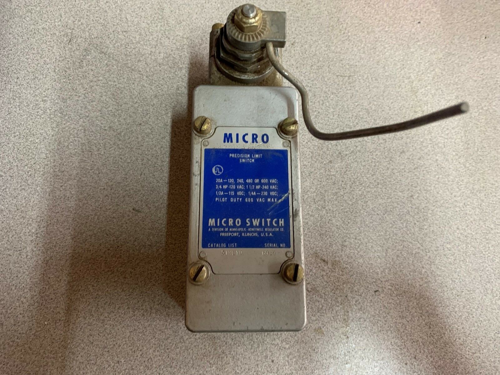 USED MICRO SWITCH 51ML10