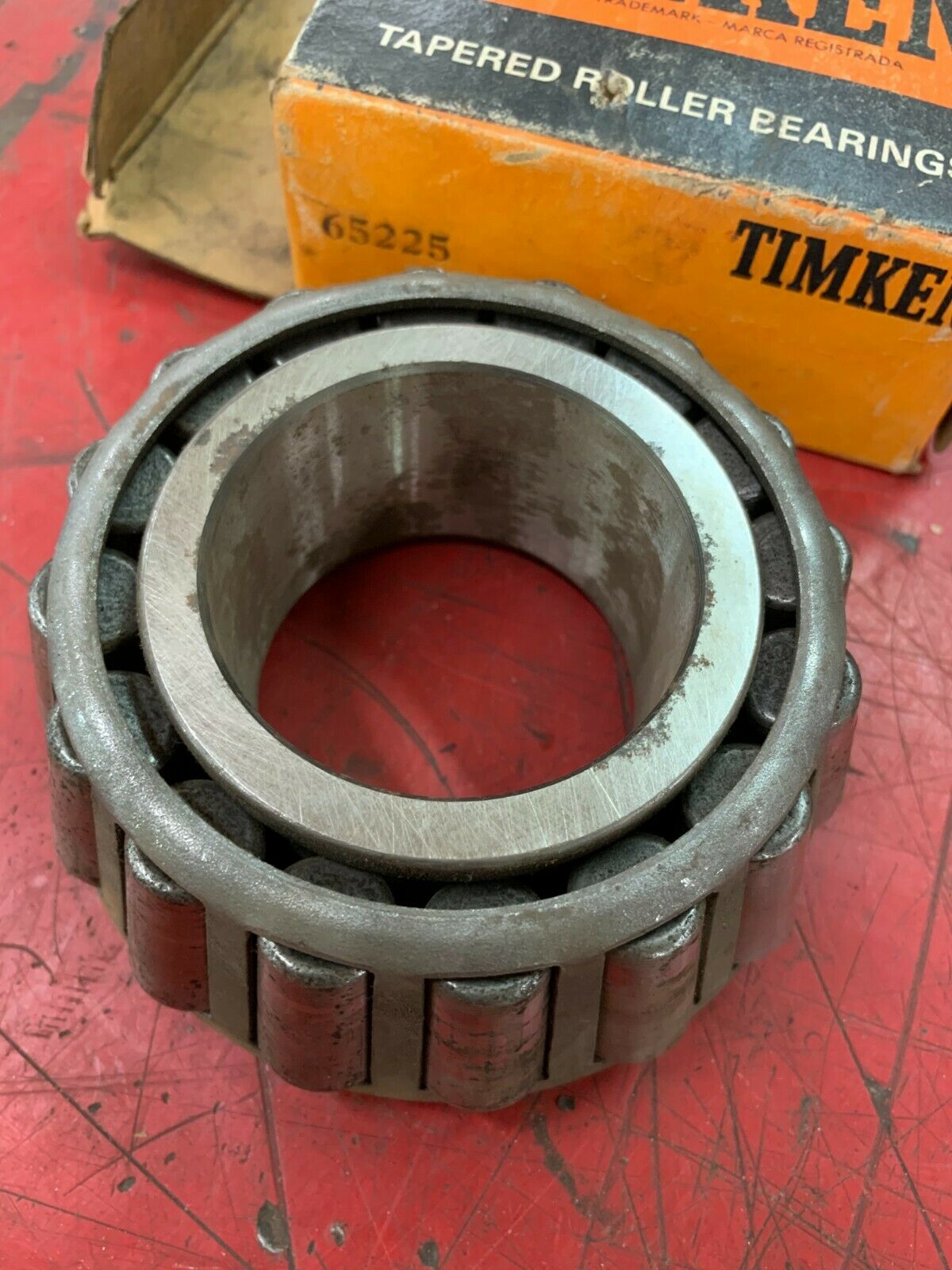 NEW TIMKEN TAPERED ROLLER CONE BEARING 65225