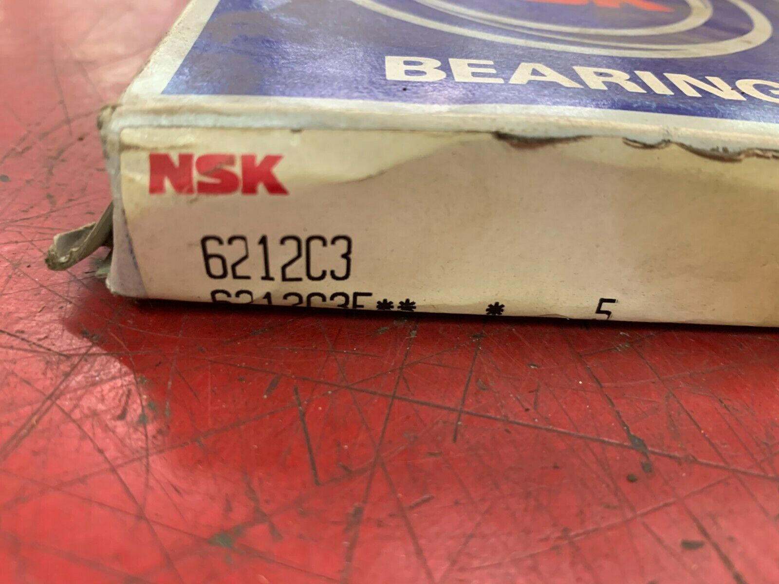 NEW IN BOX NSK ROLLER BEARING 6212C3