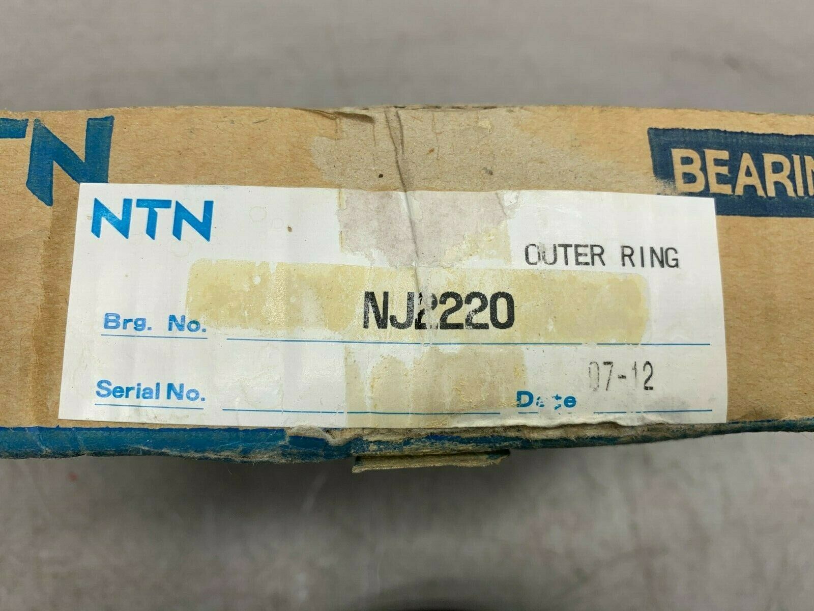 NEW IN BOX NTN SPHERICAL BEARING NJ2220 *WITHOUT INNER RING*