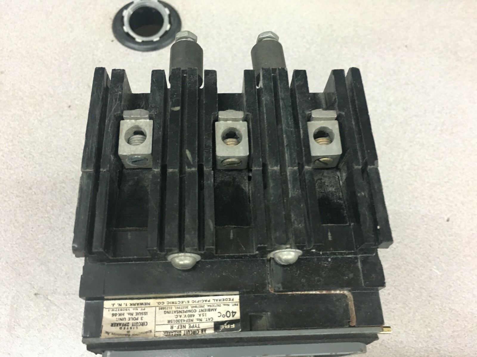 USED FPE 15AMP MOLDED CIRCUIT BREAKER NEF433015R