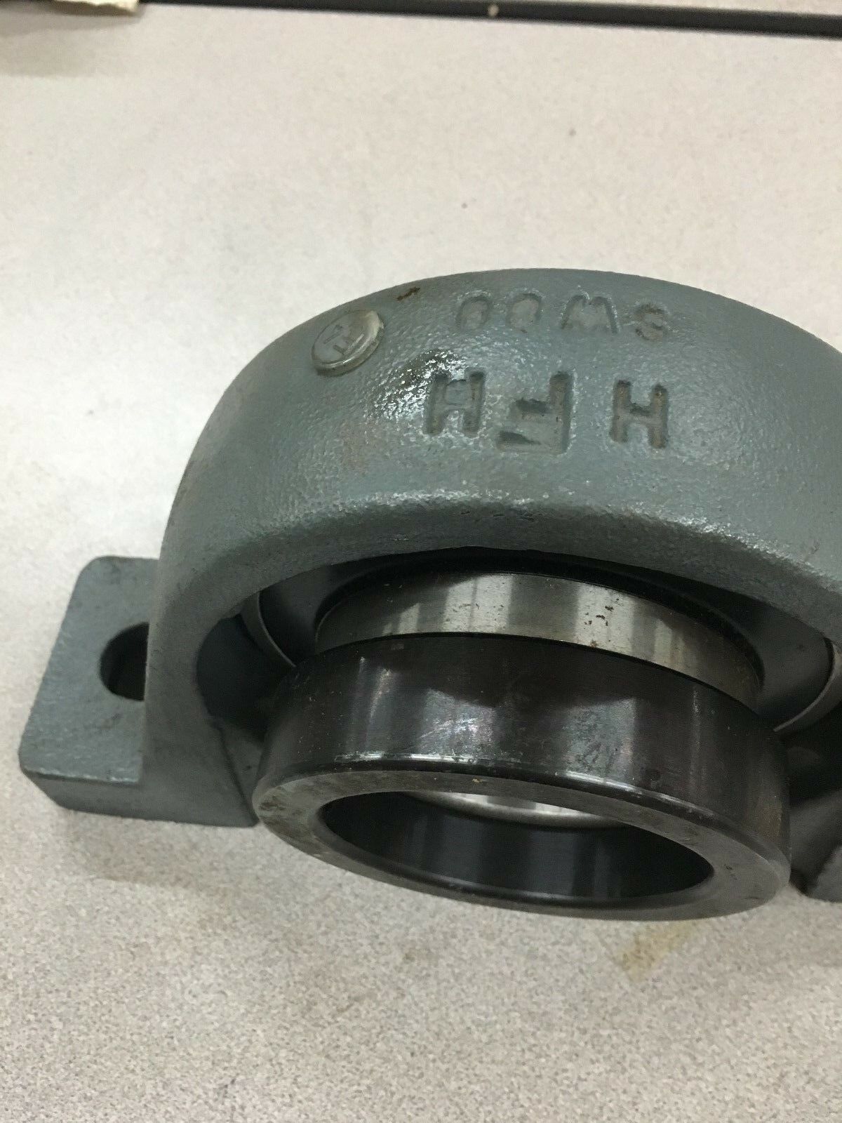 NEW NO BOX HFH PILLOW BLOCK BEARING HFH SW80