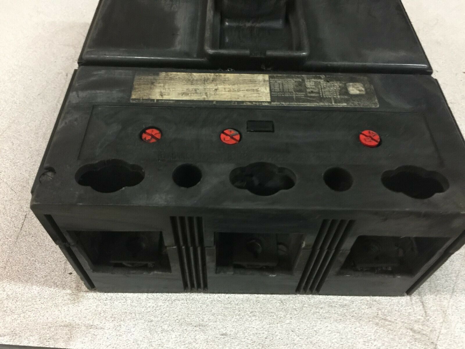 USED WESTINGHOUSE 125 AMP 3 POLE 625-1250 TRIP BREAKER LAB2125