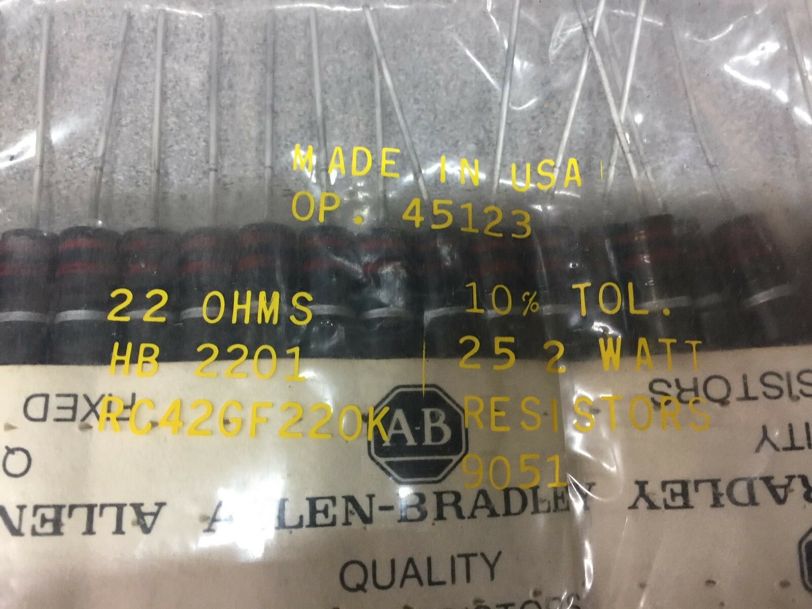 NEW IN BAG OF 25 ALLEN BRADLEY 22 OHM  2WATT RESISTORS RC42GF220K