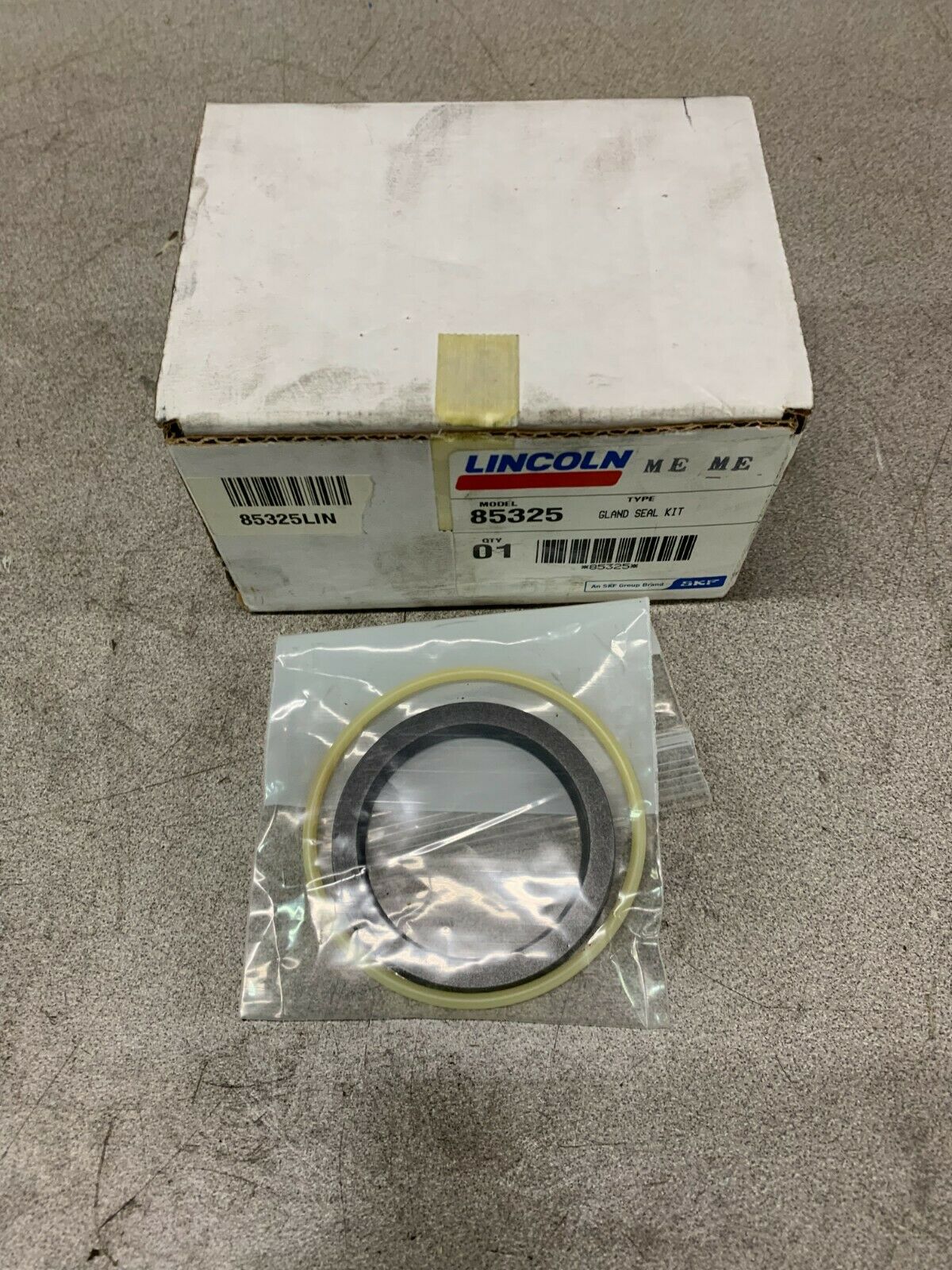 NEW IN BOX LINCOLN GLAND SEAL KIT 85325