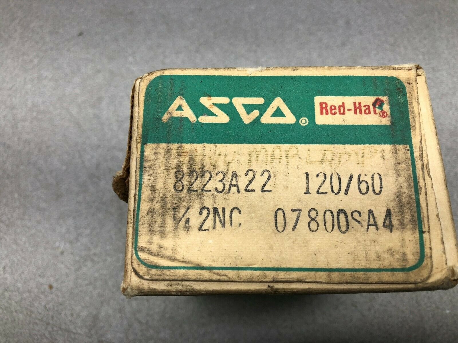 NEW IN BOX ASCO 1/4" NPT 120 VAC 10-750 PSI SOLENOID VALVE 8223A22