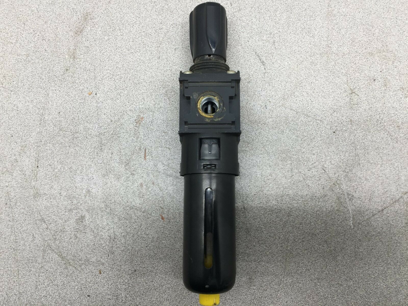 USED JOUCOMATIC FILTER REGULATOR 34204179