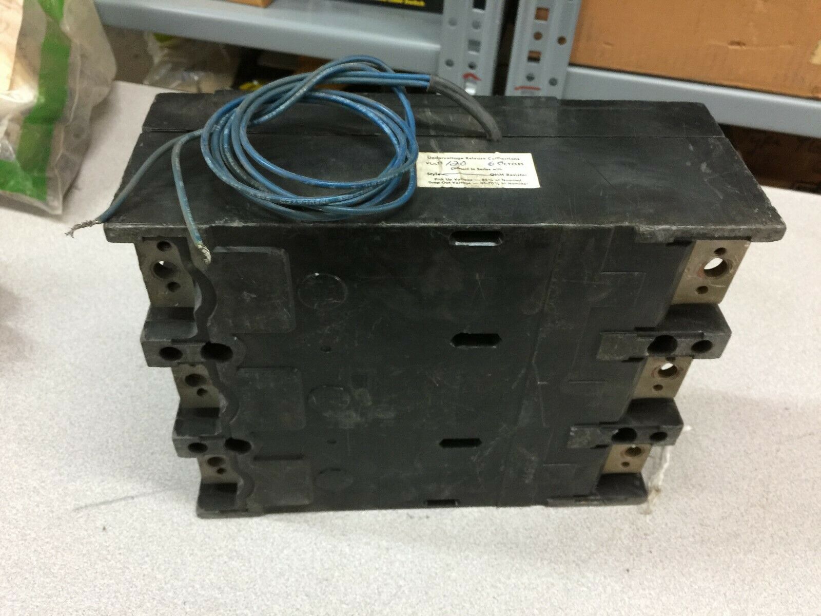 USED GE  225AMP 3POLE 600VAC 250VDC 120VAC UVR 500-1500 TRIP TAJ34FMD