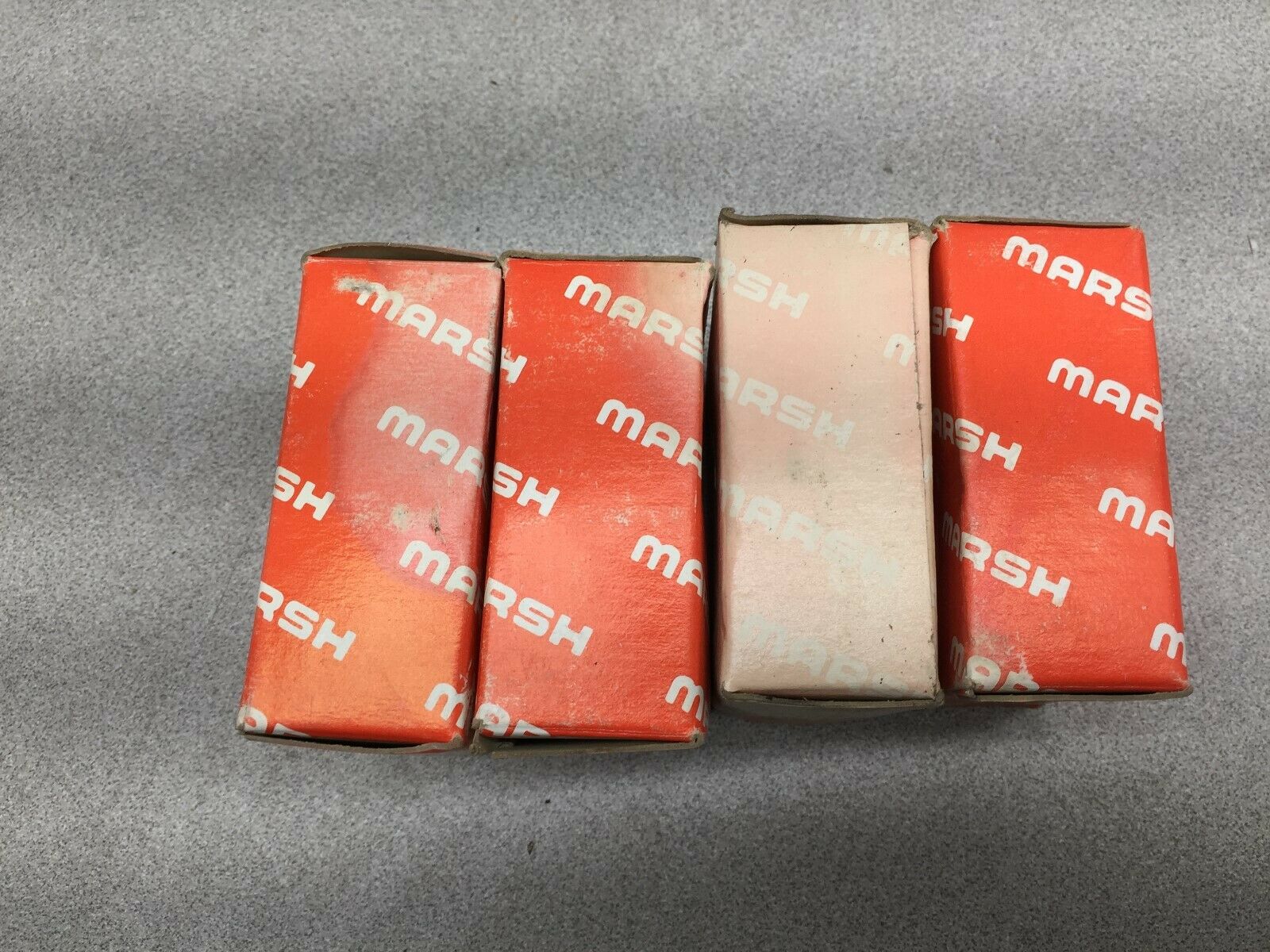 NEW IN BOX LOT OF 4 MARSH 0-2000 PSI 1/4" BM GUAGE J4876