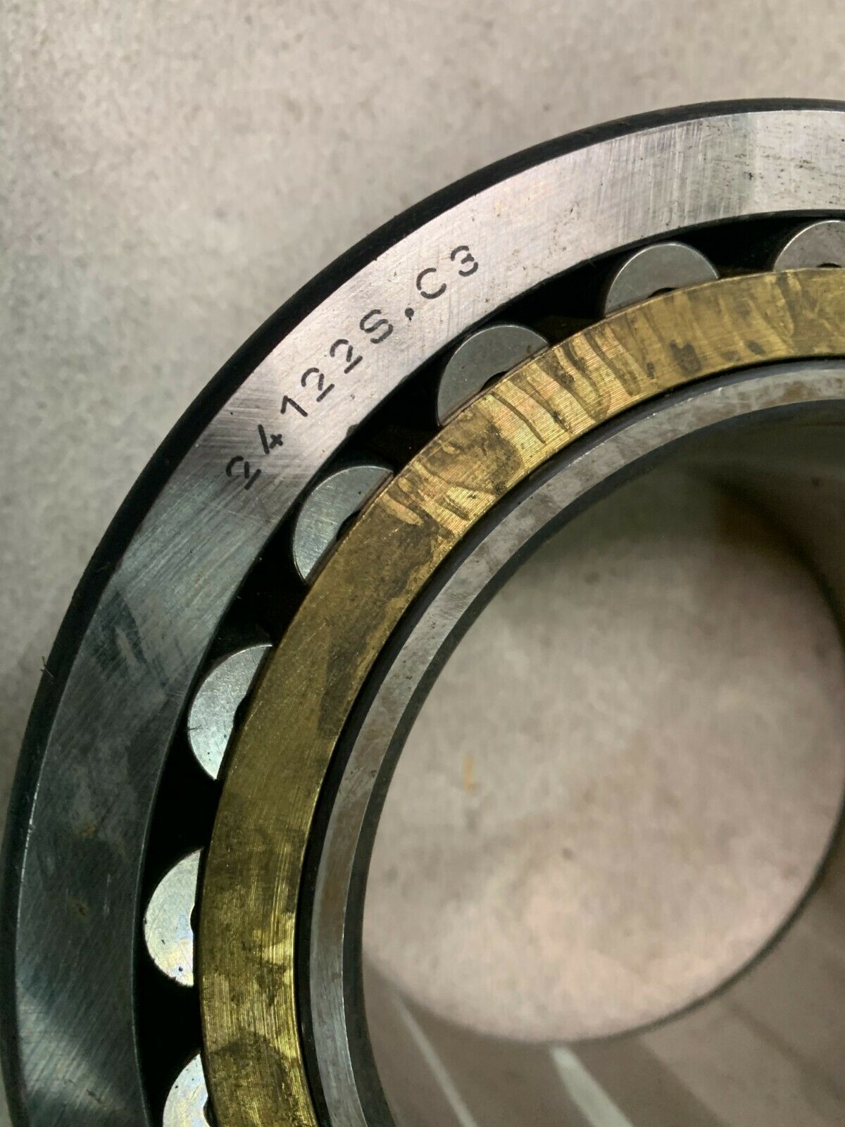 NEW NO BOX FAG 24122SC3 ROLLER BEARING 24122S.C3