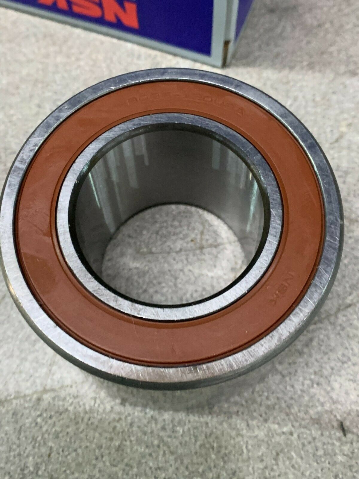 NEW IN BOX NSK FAN CLUTCH BEARING BD35-12AT12DDU8-01