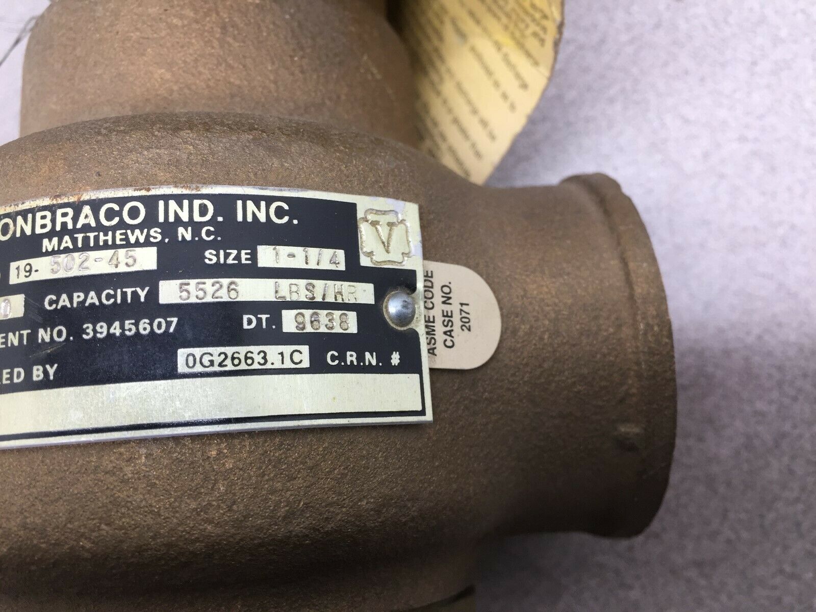 NEW NO BOX CONBRACO IND 1-1/4" 200PSI 5526LBS/HR PRESSURE RELIEF VALVE 19-502-45