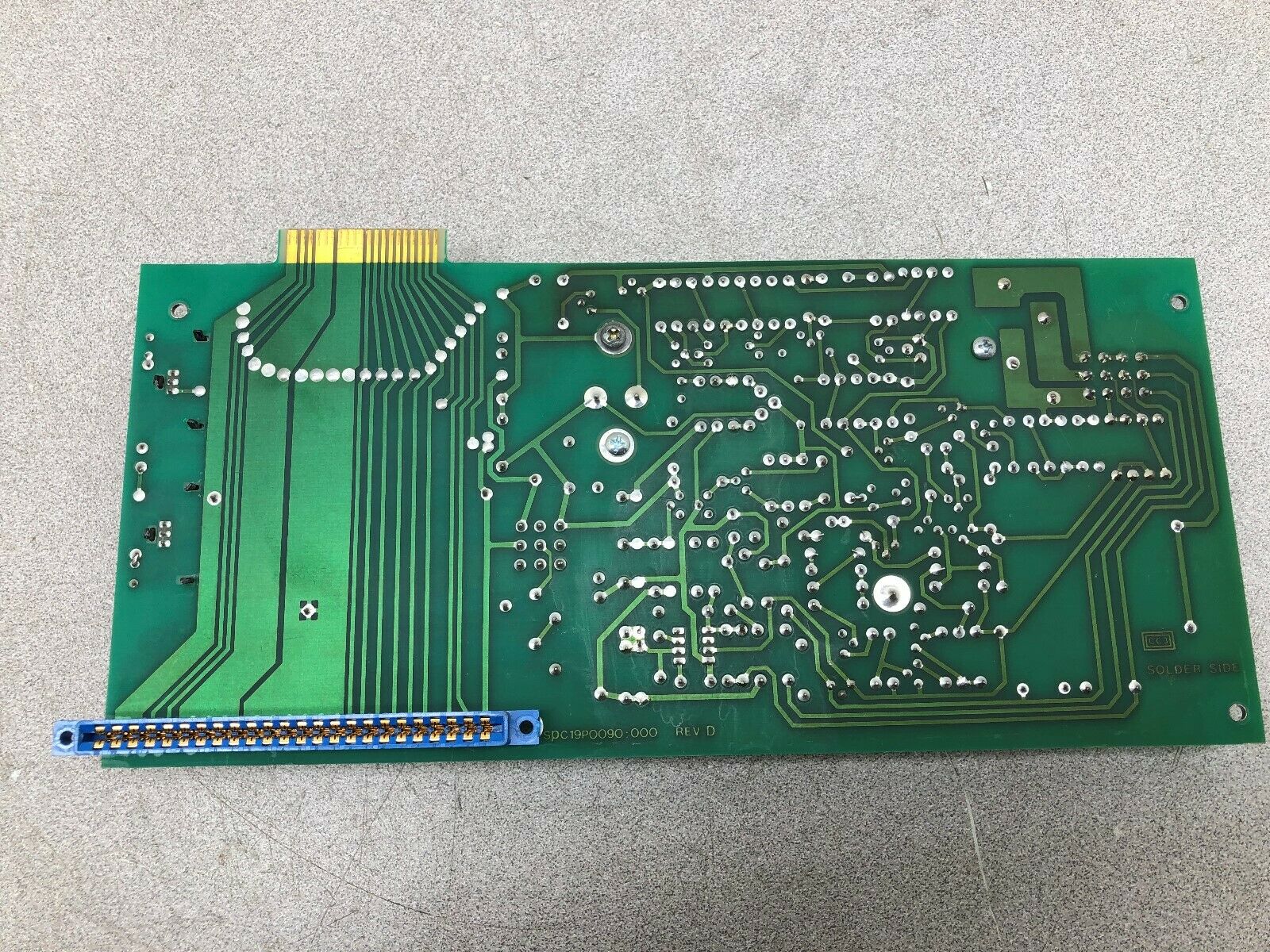 USED CP ELECTRONICS CIRCUIT BOARD 19P0090-000 REV D