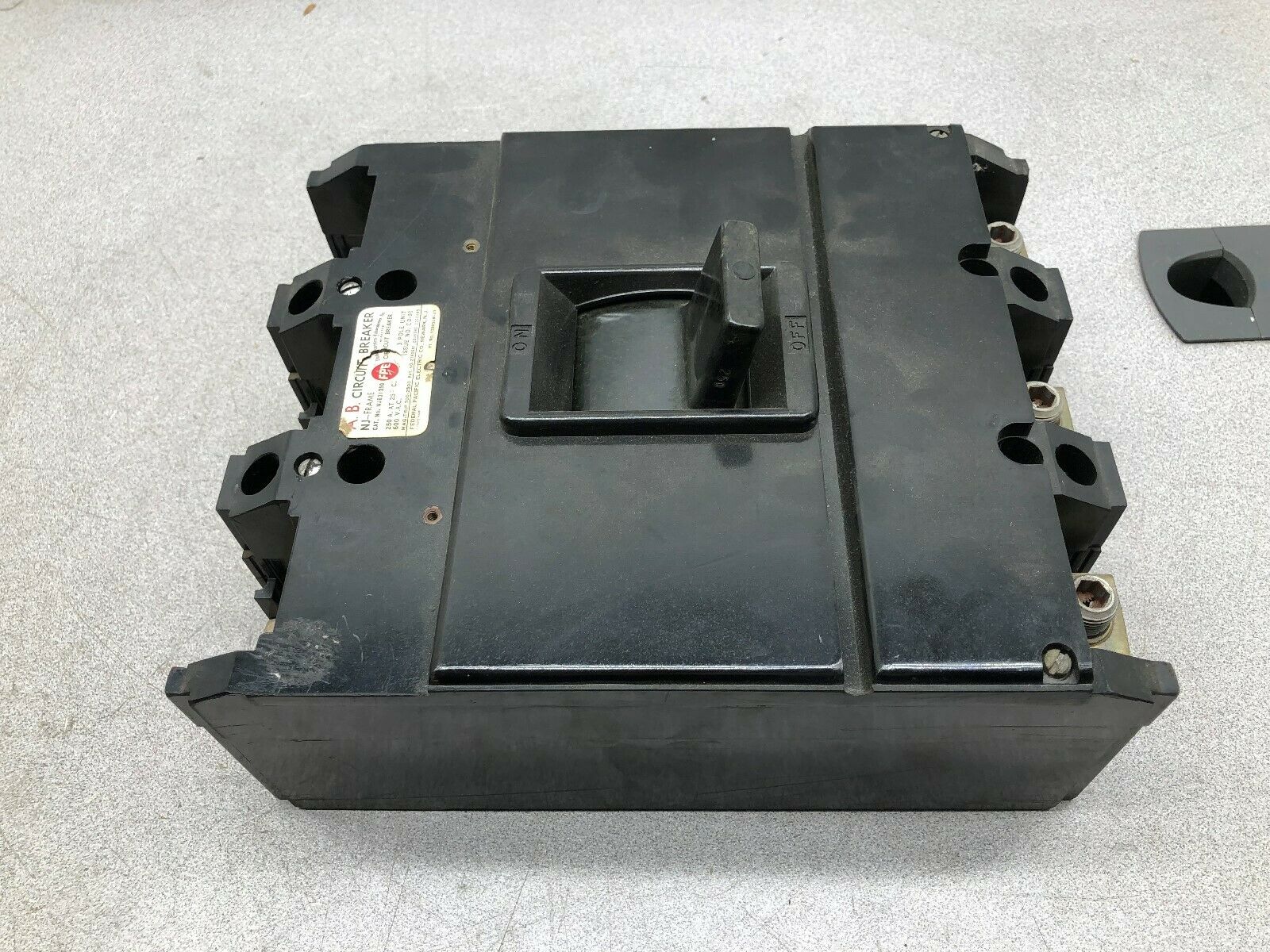 USED FEDERAL PACIFIC ELEC. 250 AMP NJ-FRAME 3 POLE 600 VAC BREAKER NJ631250