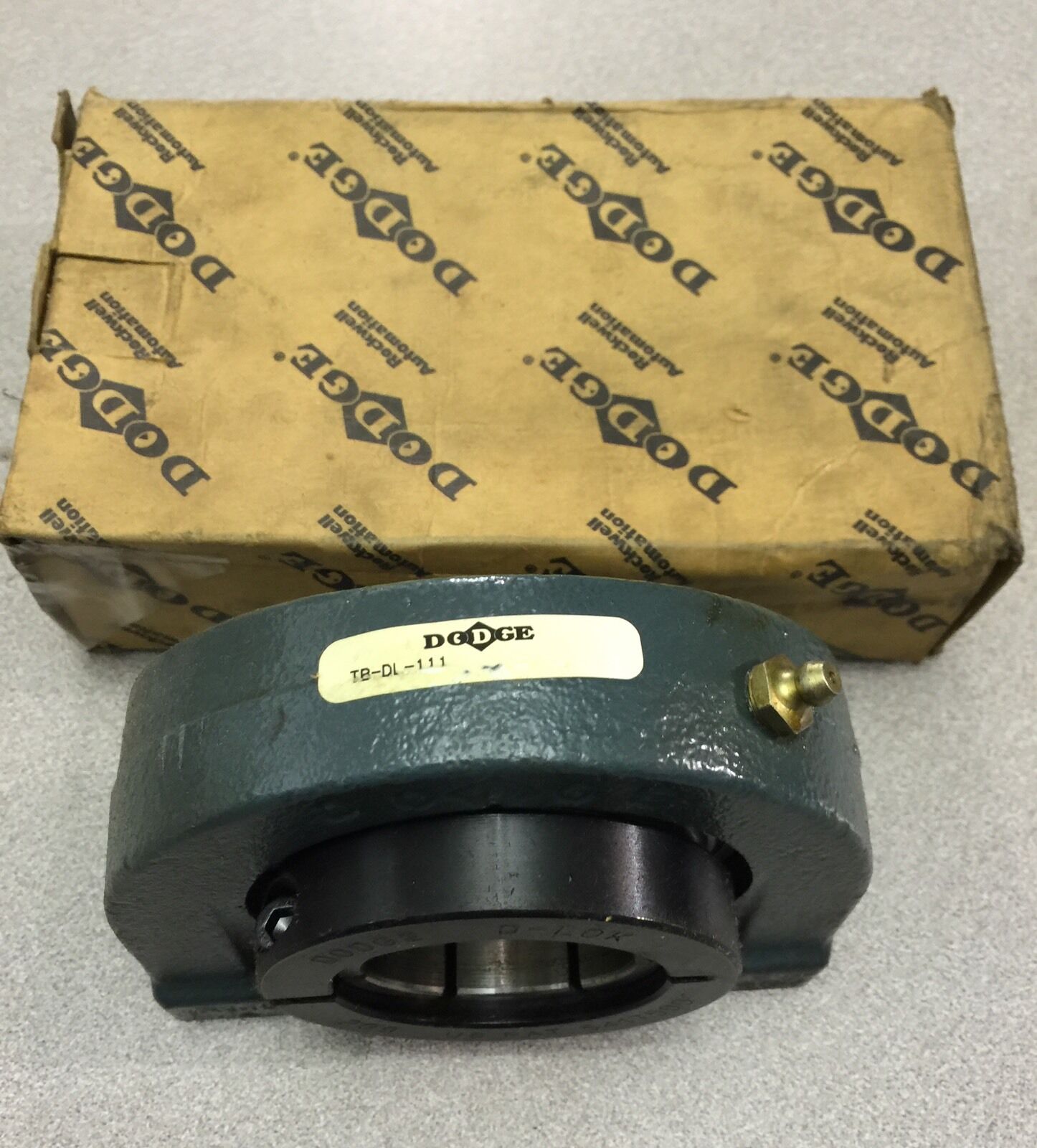 NEW IN BOX DODGE TBDL111 PILLOW BLOCK BEARING 1-11/16 BORE TB-DL-111 128753