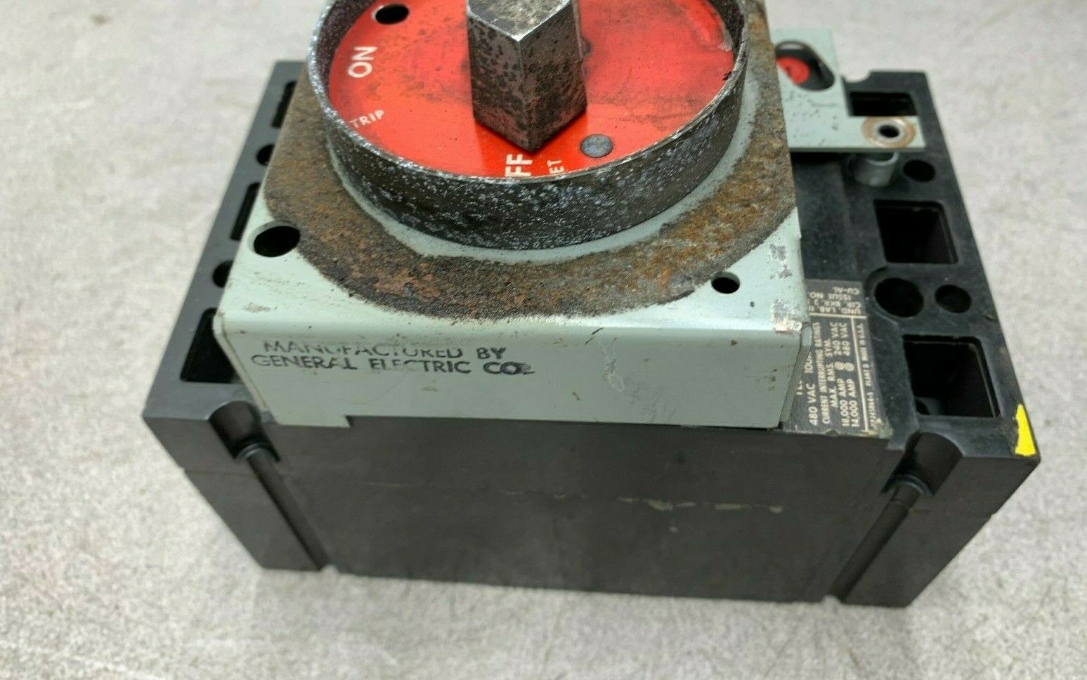 USED GENERAL ELECTRIC 100 AMP 3 POLE MOTOR CIRCUIT PROTECTOR TED134100