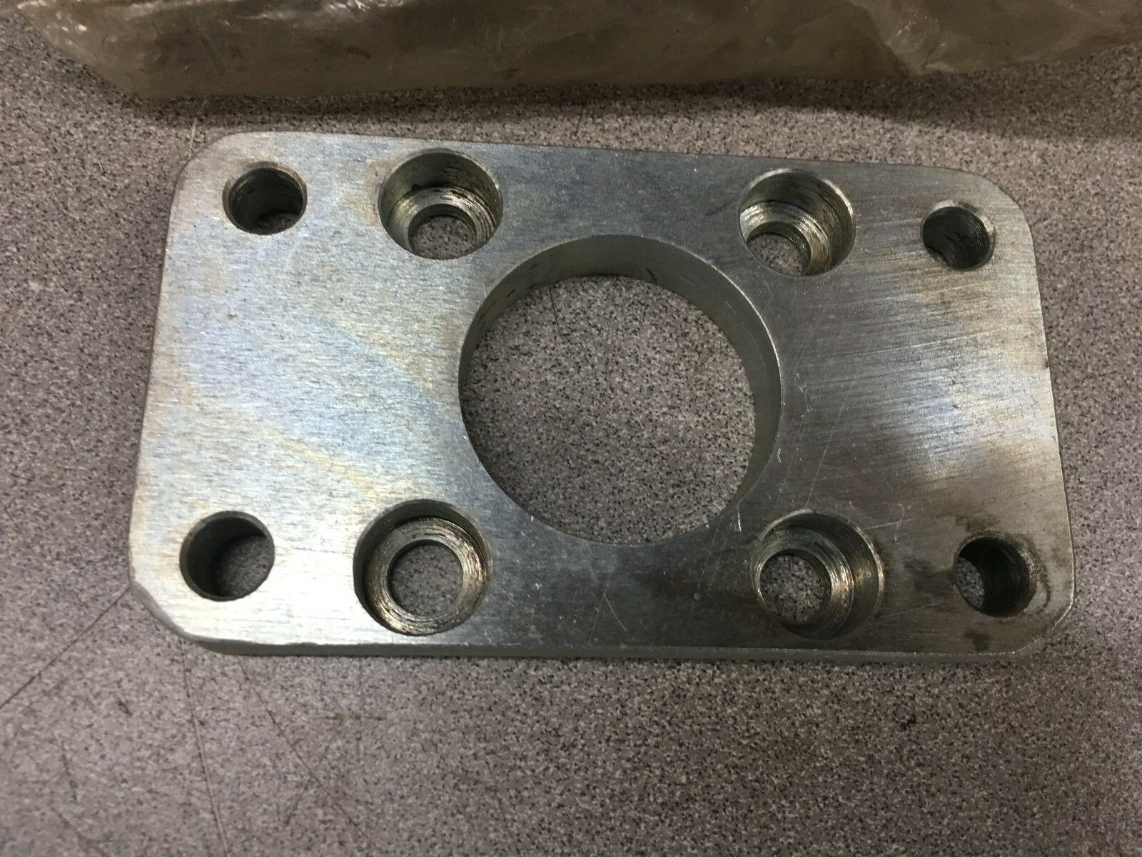 NEW NO BOX VALVE FLANGE 50-2800A