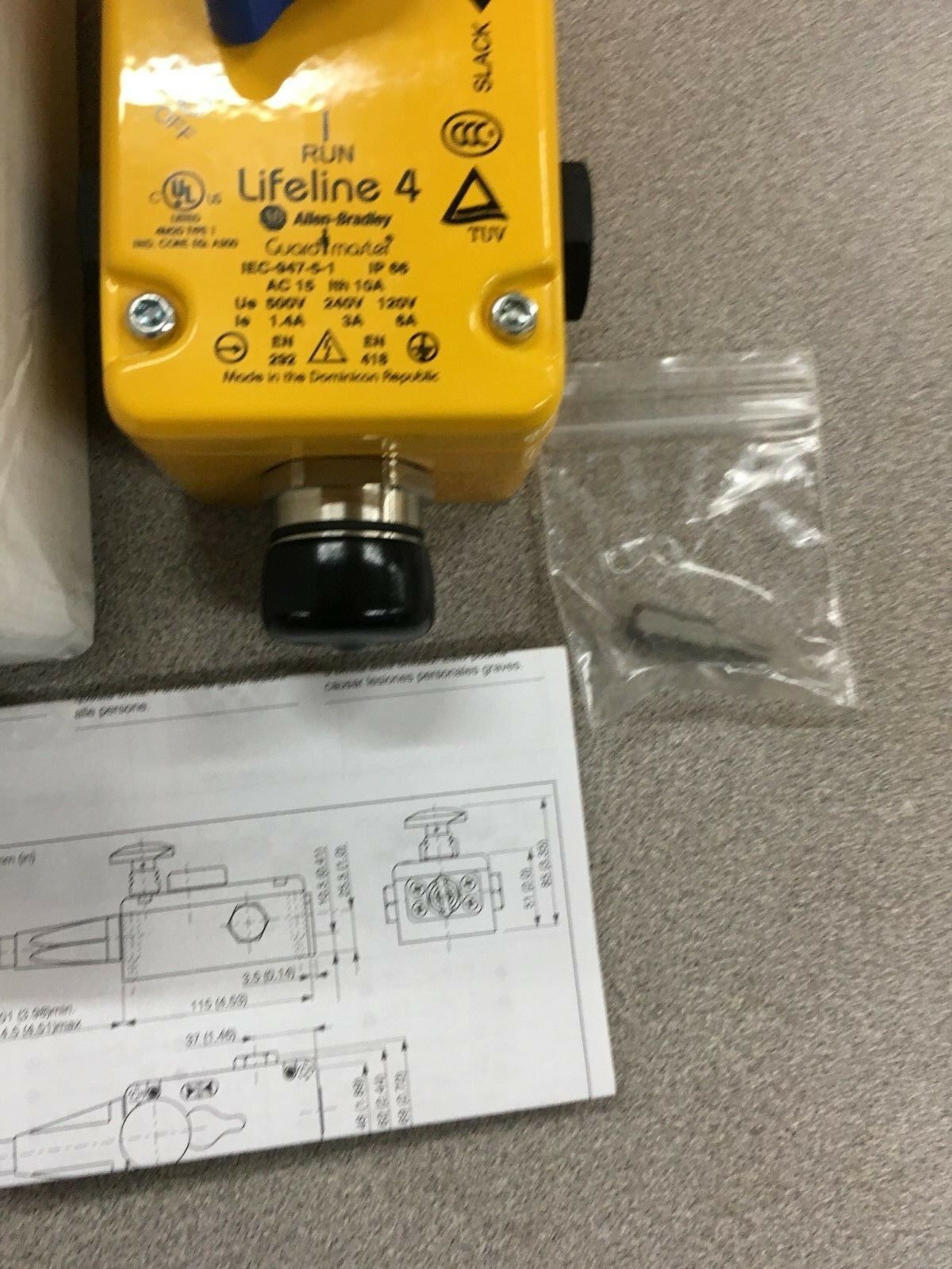 NEW IN BOX ALLEN-BRADLEY Guardmaster LIFELINE ROPE SWITCH 440E-L13163 SERIES E