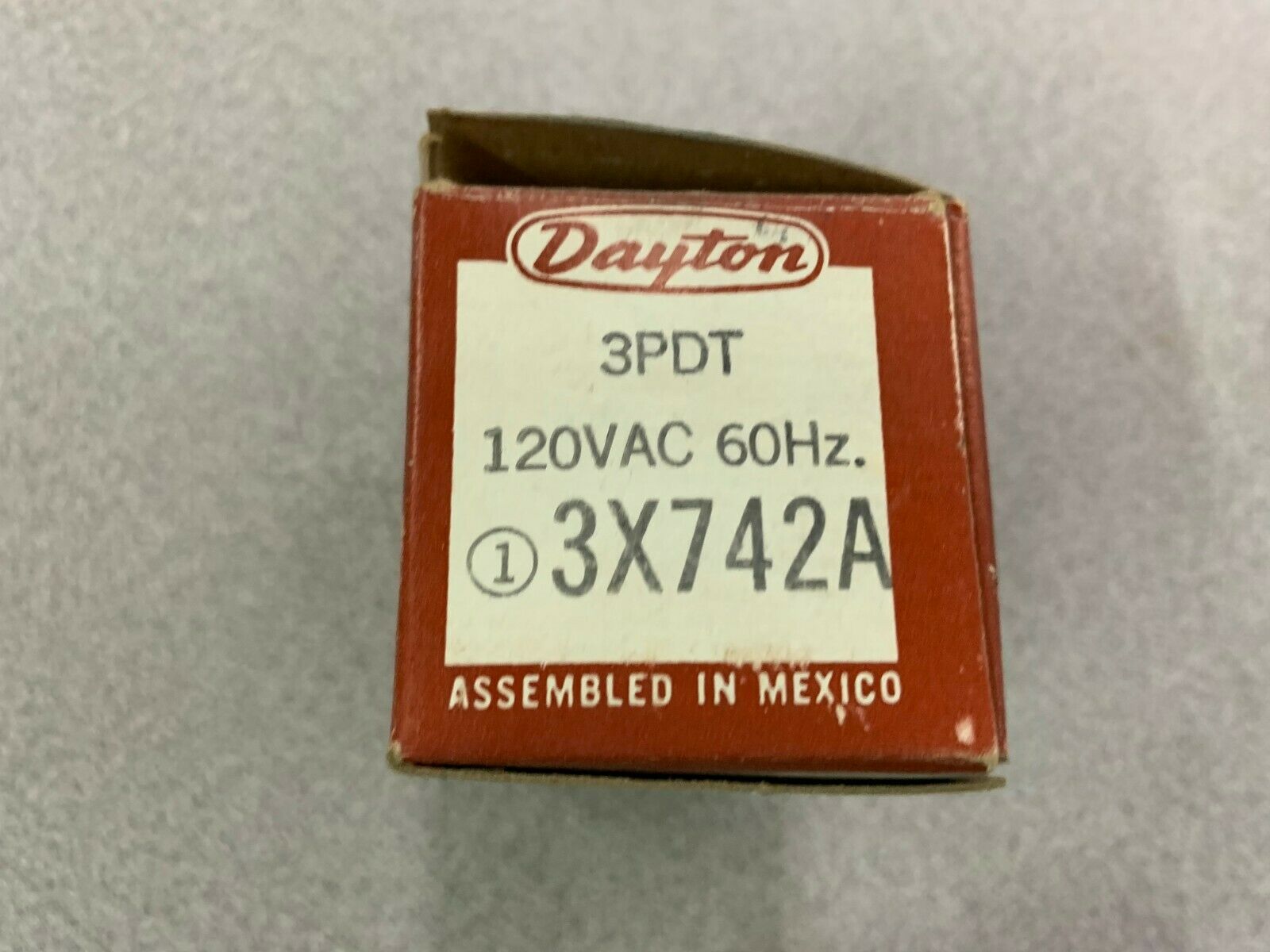 NEW IN BOX DAYTON RELAY 3X742A