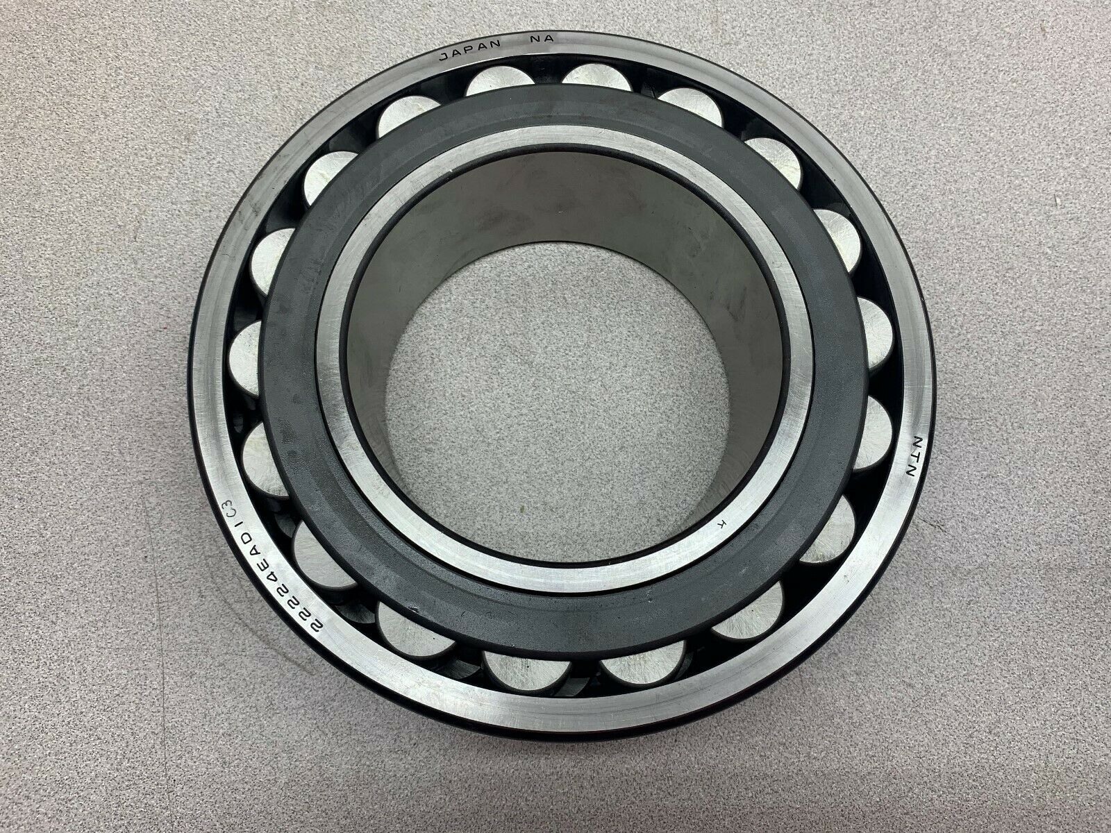 NEW NO BOX NTN BEARING 22224EAD1C3