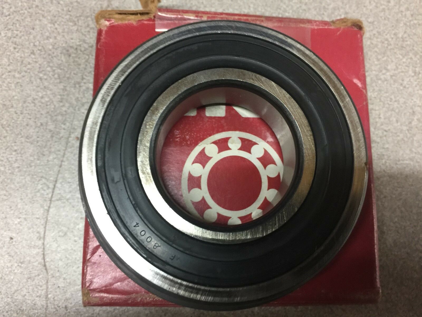 NEW IN BOX SKF BEARING 6207 RSNRJ/EM