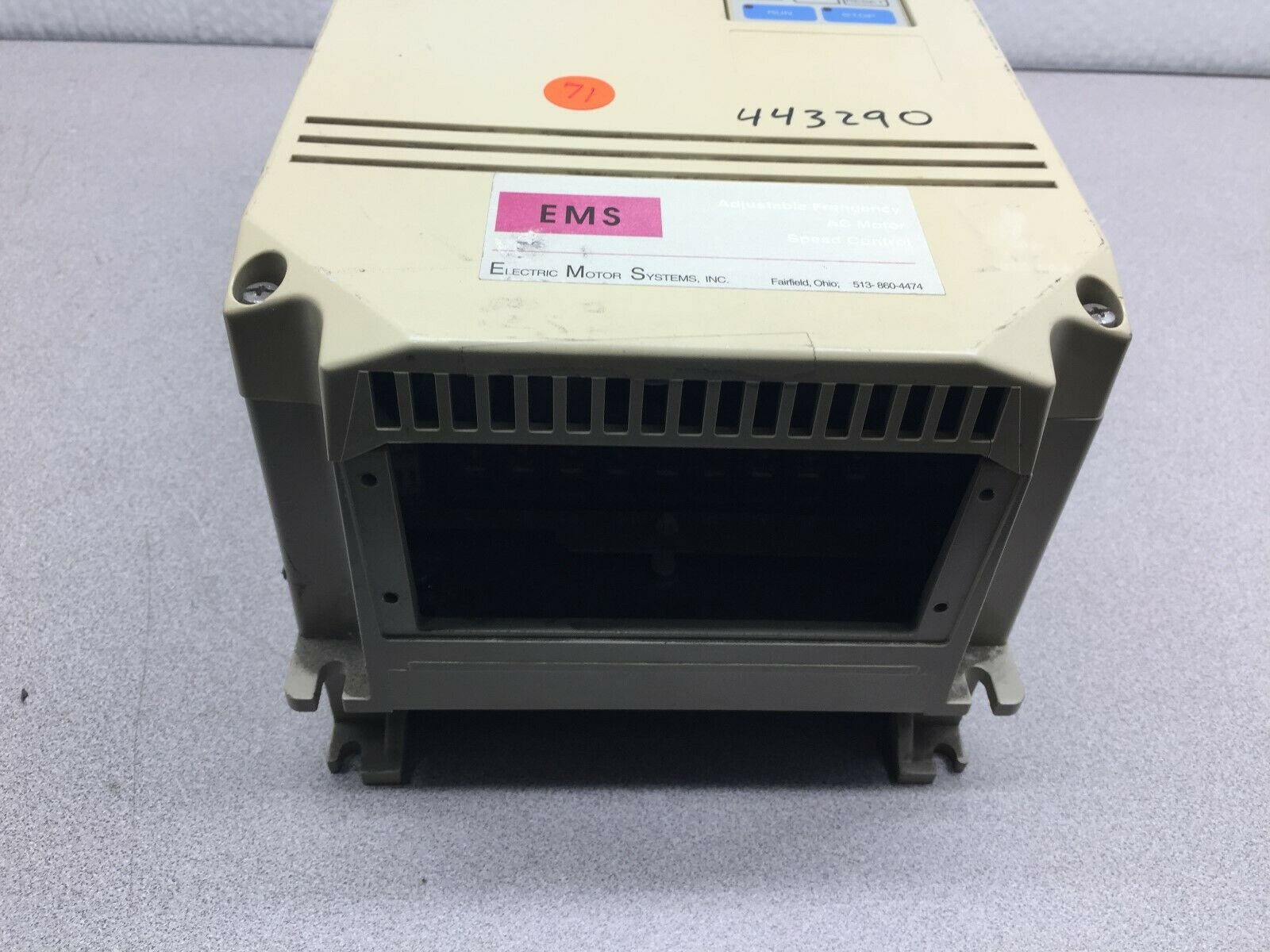 USED EMS 1HP 380/460VAC 3PH 2.2KVA 2.9AMPS CIMR-G3U40P7