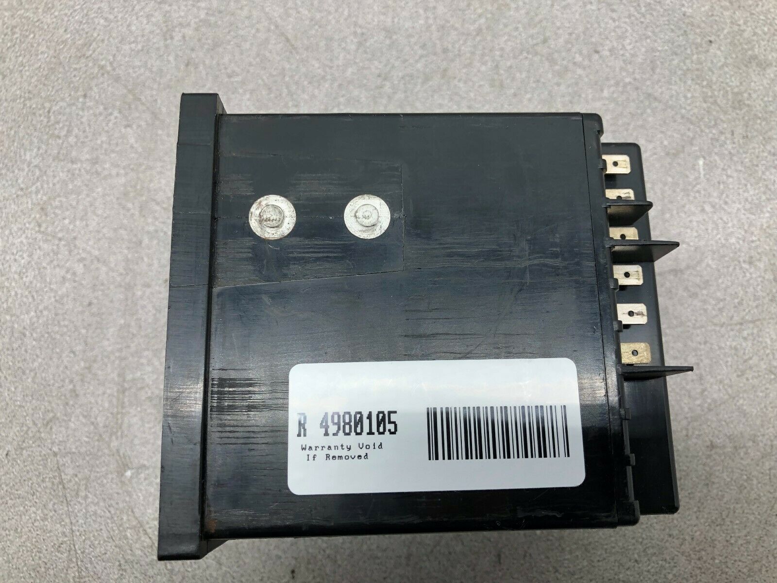 USED SIMPSON 120/240 VAC SINGLE SET POINT ELECTRONIC TEMPERATURE CONTROLLER 5723