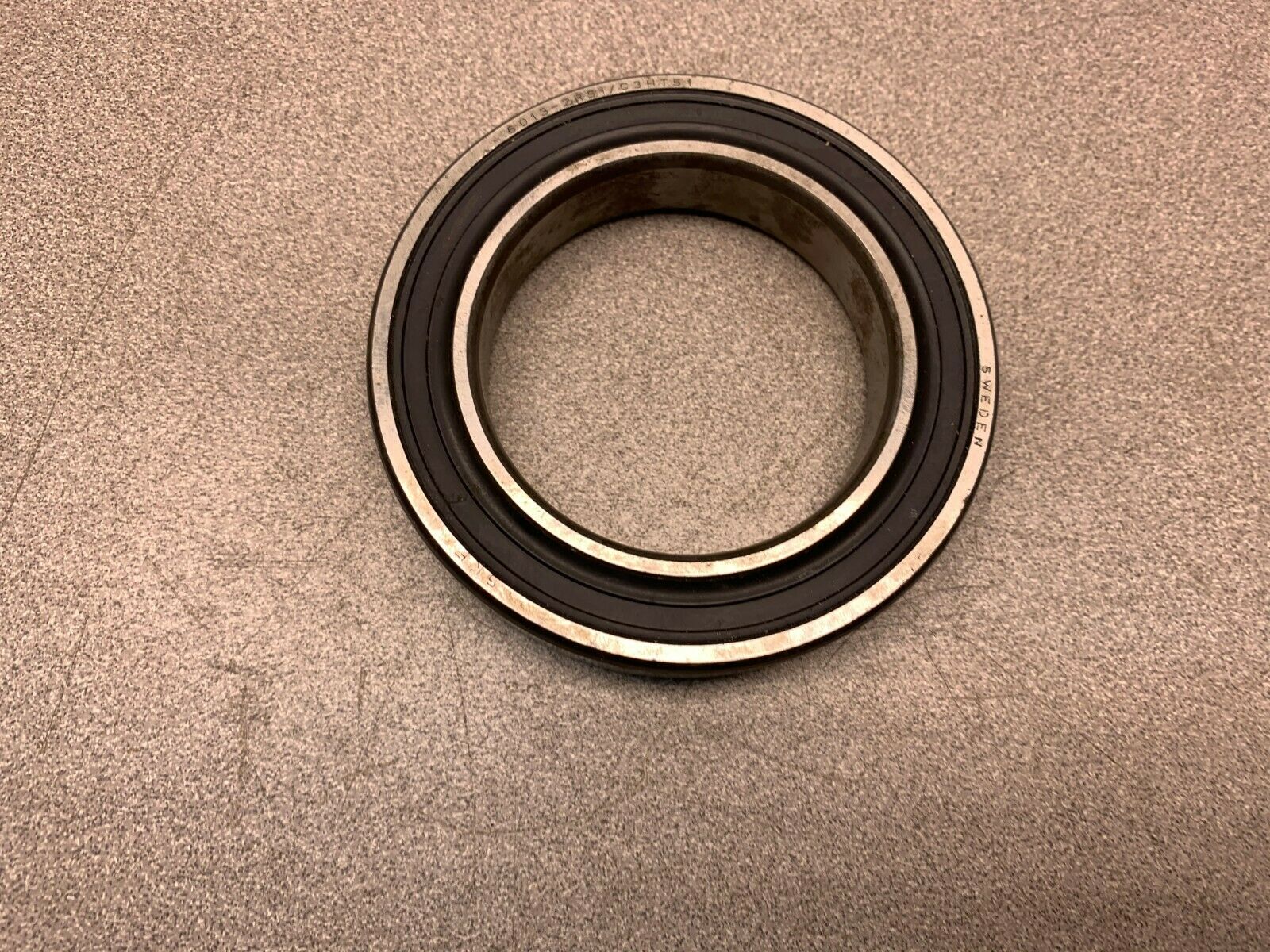 NEW NO BOX SKF BEARING 6013-2RS1/C3HT51