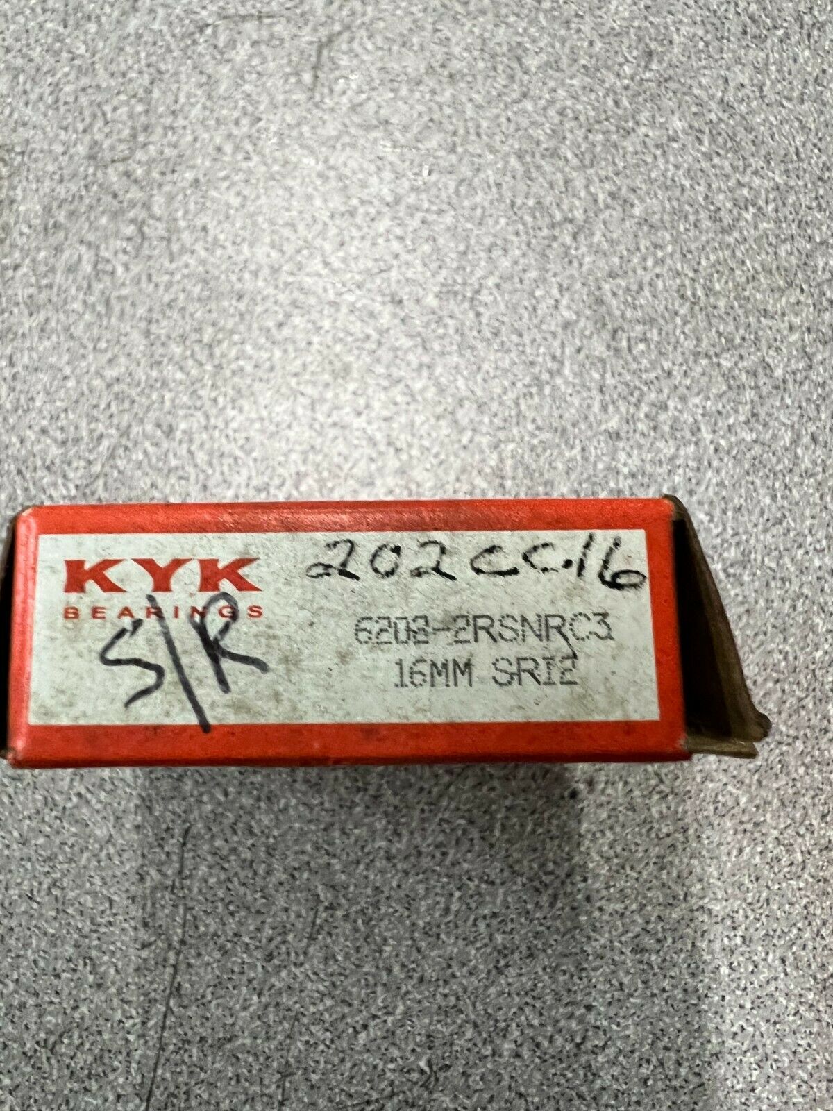 NEW IN BOX KYK 6202-2RSNRC3 16MM SRI2 BALL BEARING 6202-2RSNRC3