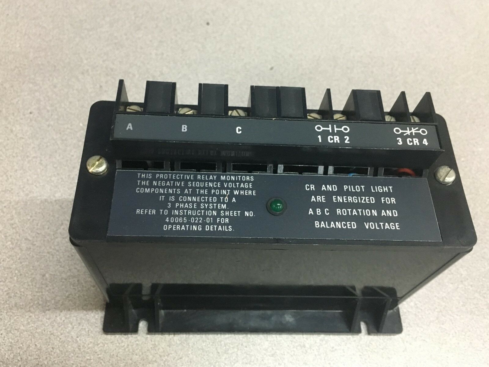 USED ALLEN BRADLEY VOLTAGE RELAY 813S-VOH