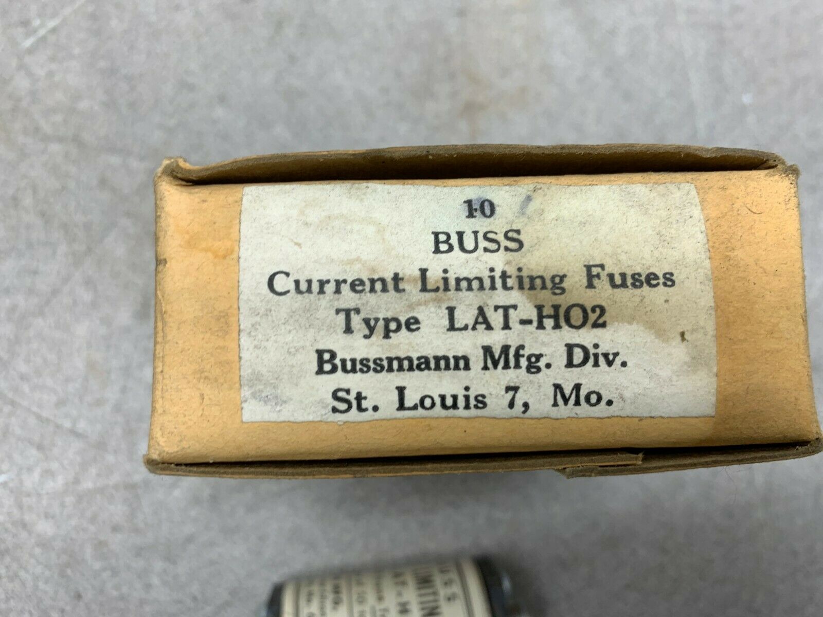 NEW IN BOX BUSS FUSE LAT-HO2