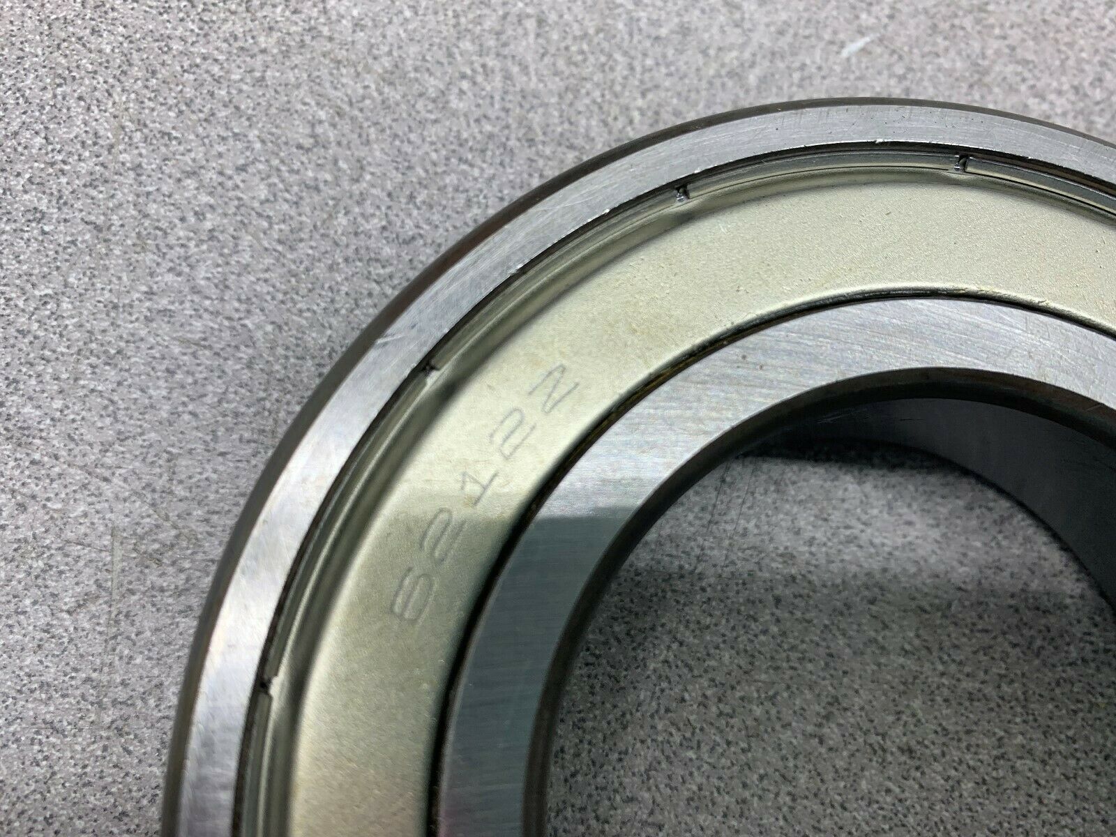 NEW NO BOX NSK BEARING 6212Z