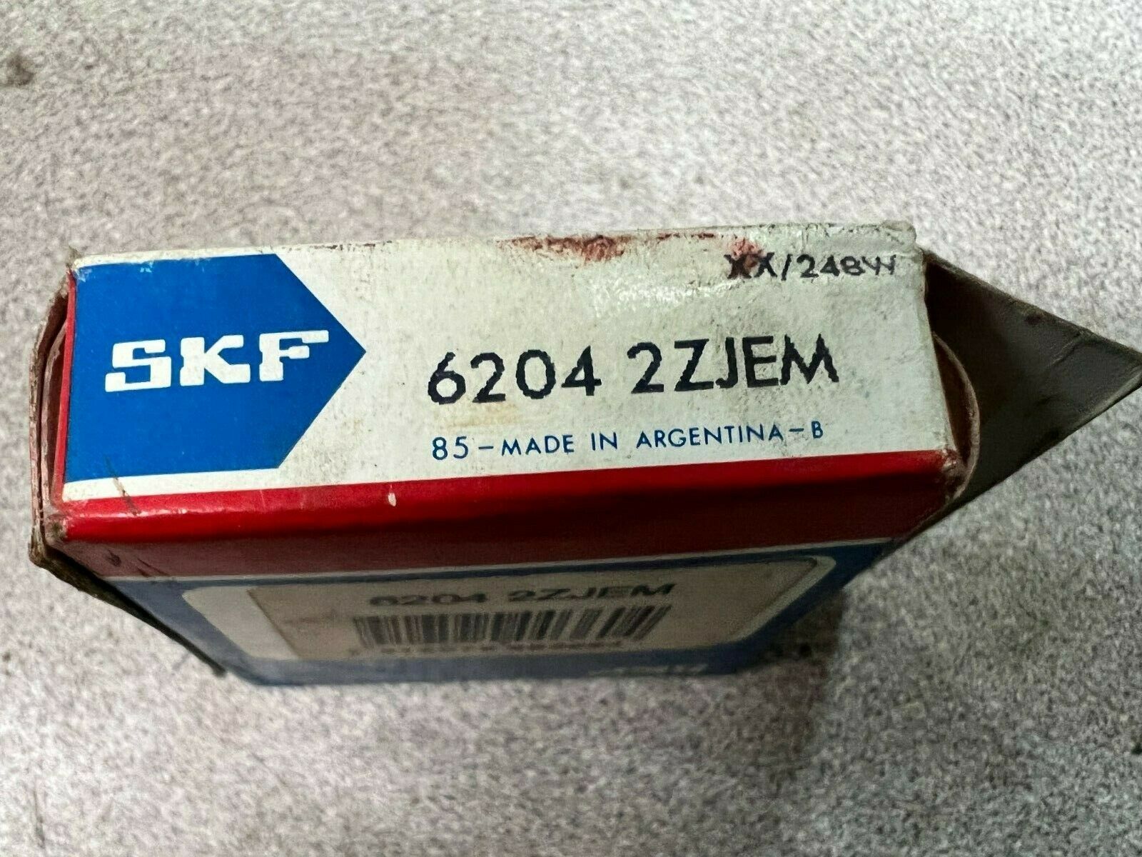 LOT OF 4 NEW IN BOX SKF BALL BEARING 6204 2ZJEM