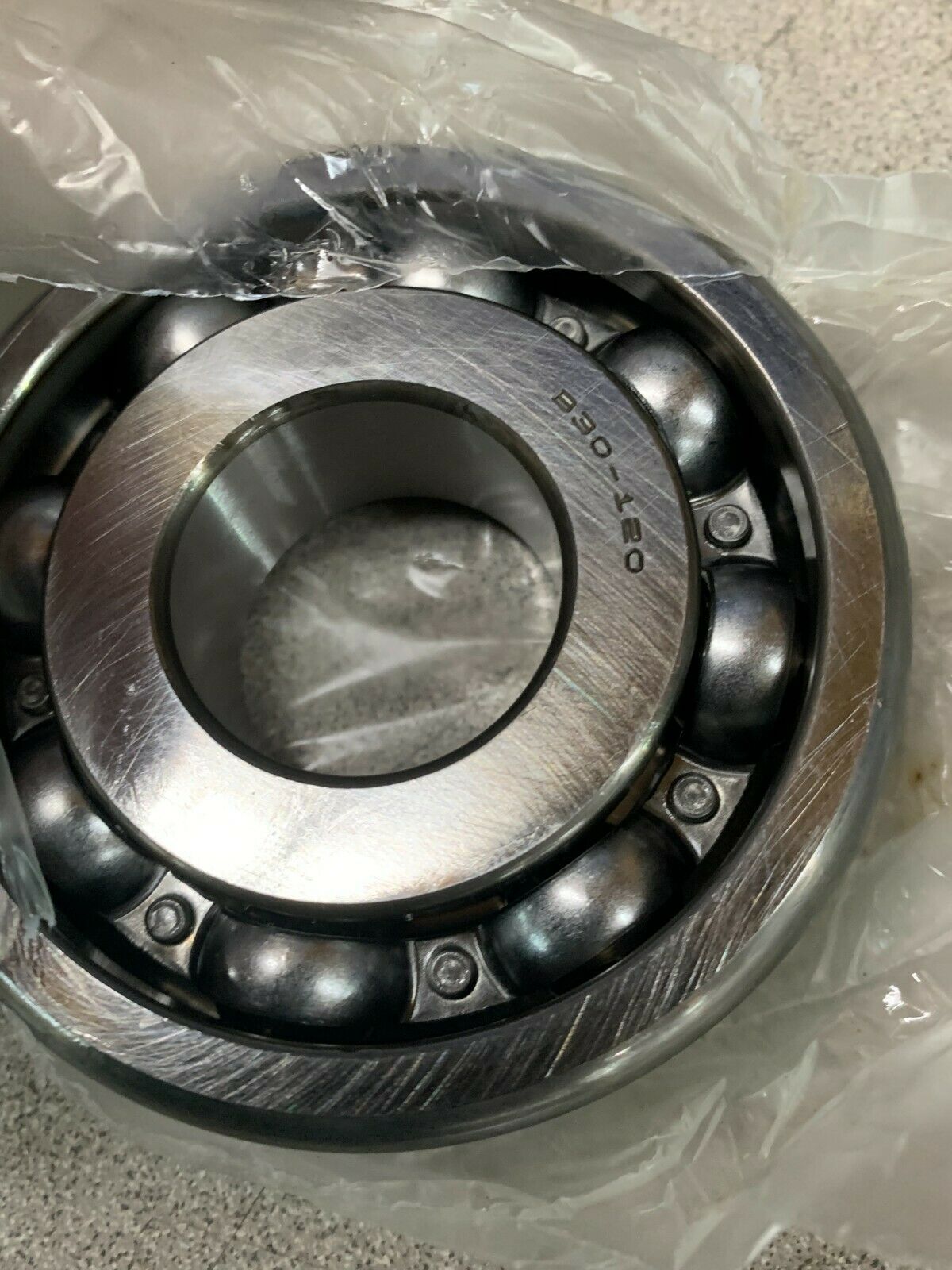 NEW IN BOX NSK B30-120C3 ROLLER BEARING B30-120C3**