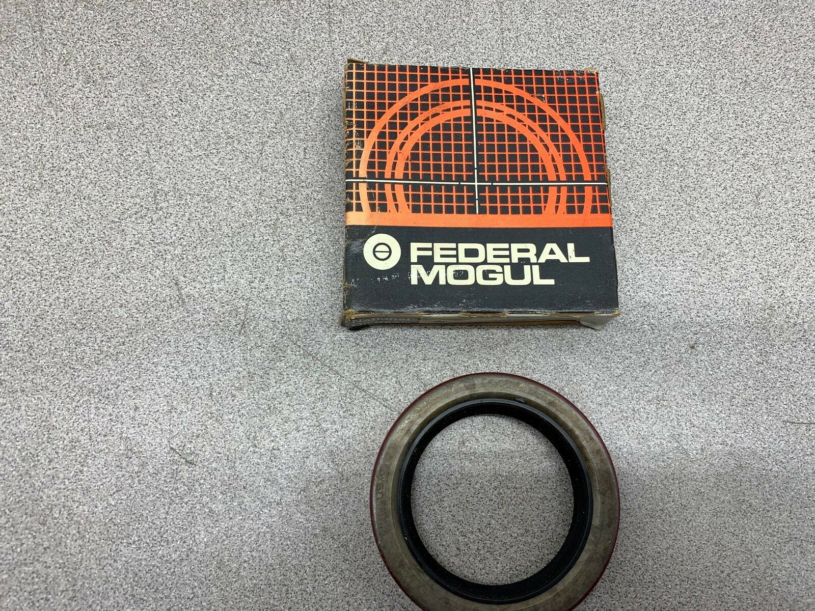 LOT OF 2 NEW IN BOX FEDERAL MOGUL 450279