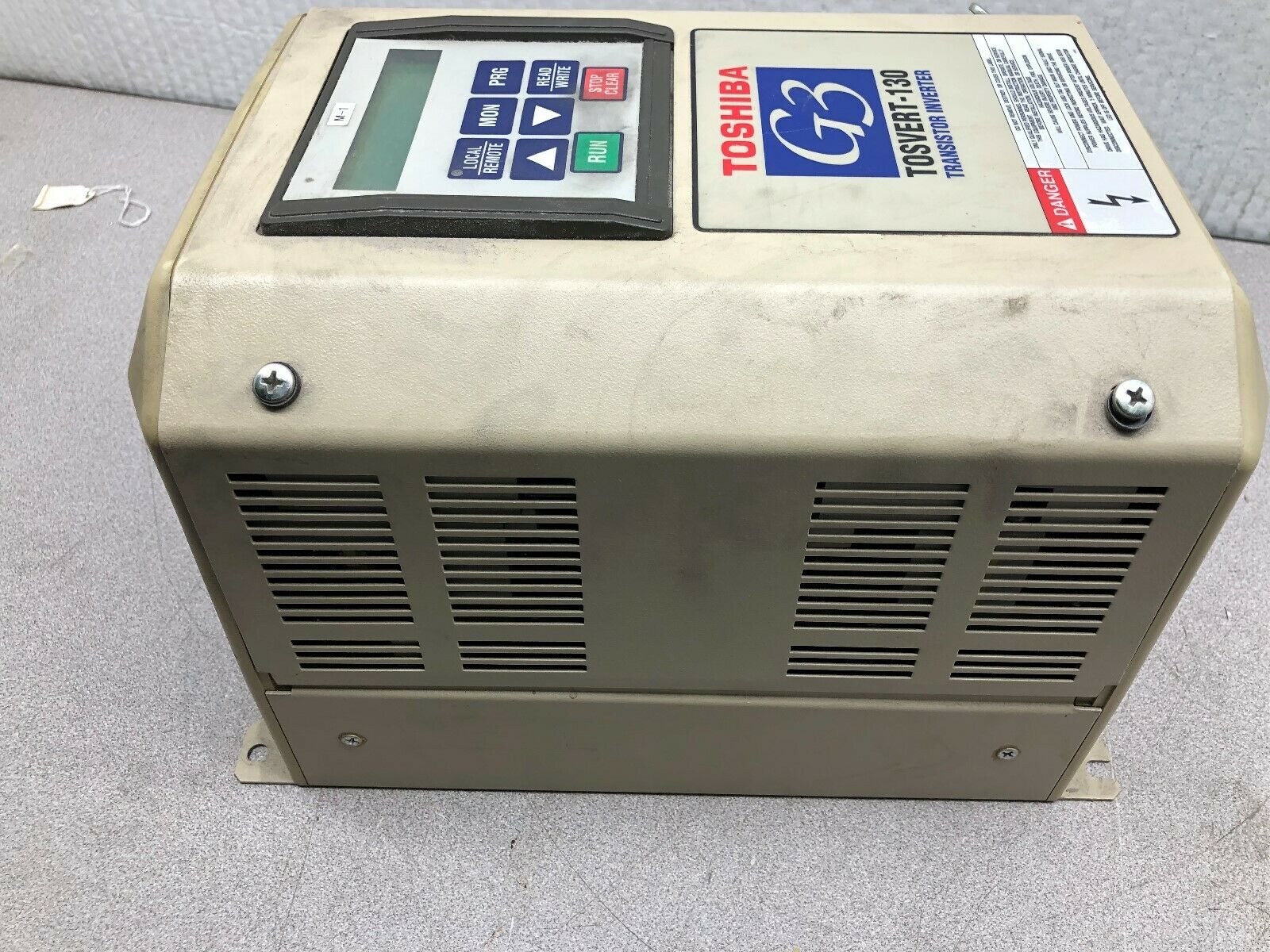 USED TOSHIBA G3 TOSVERT-130 5 HP 5.5 KVA 230 VAC 3 PH .1-80/400 HZ TRANSISTOR DR