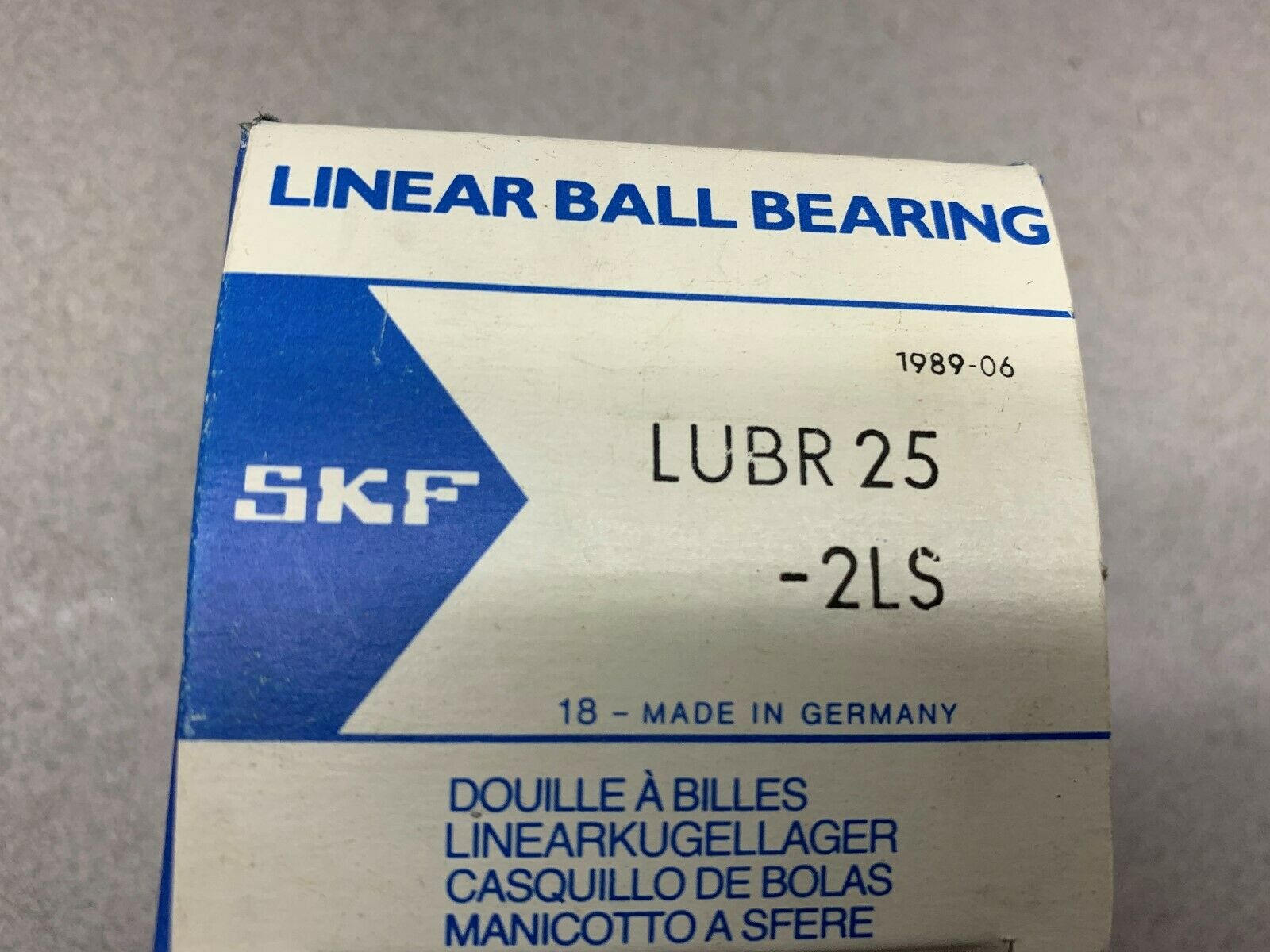 NEW IN BOX SKF BEARING LUBR25-2LS