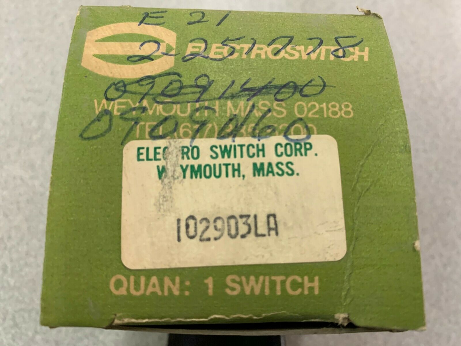 NEW IN BOX ELECTROSWITCH ROTARY SWITCH 102903LA 830