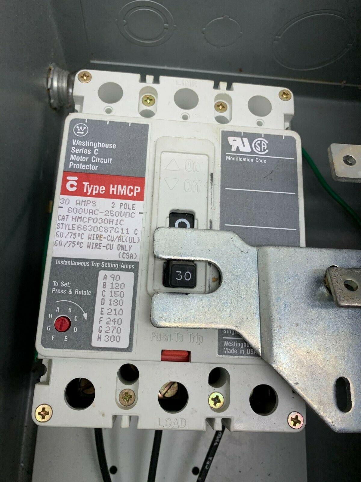 USED WESTINGHOUSE A200M1CAC 30AMP SIZE 1 COMBINATION STARTER BOX HMCP030H1C