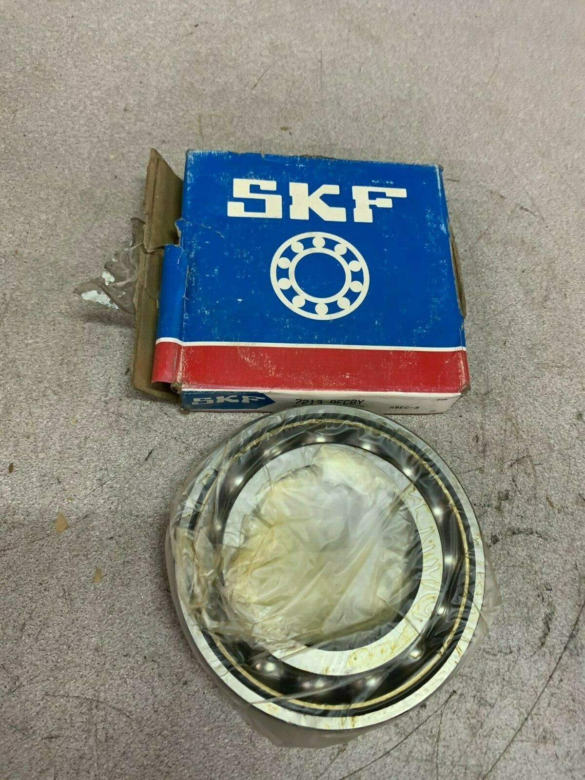 NEW IN BOX SKF BALL BEARING 7213 BECBY