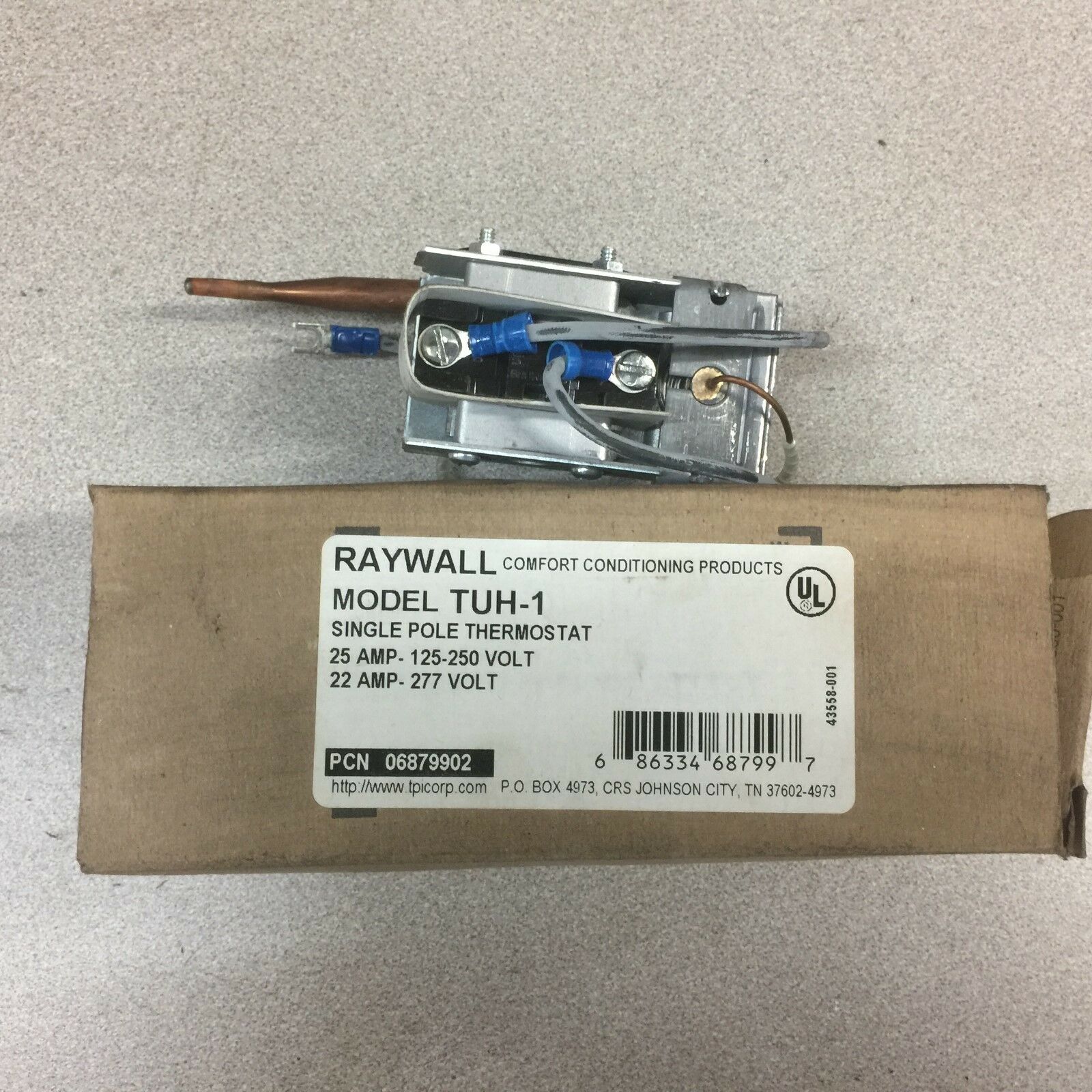 NEW IN BOX RAYWALL SINGLE POLE THERMOSTAT TUH-1