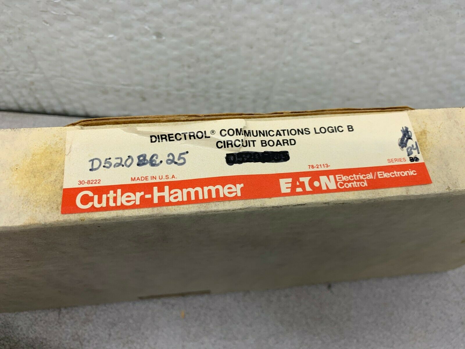 NEW IN BOX CUTLER-HAMMER COMMUNICATION BOARD D520BC25