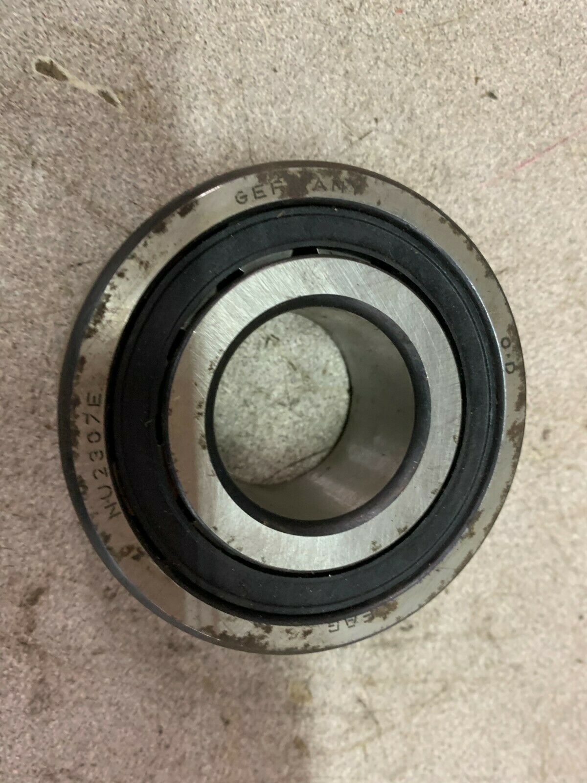 NEW IN BOX CONSOLIDATED ROLLER BEARING NJ-2307