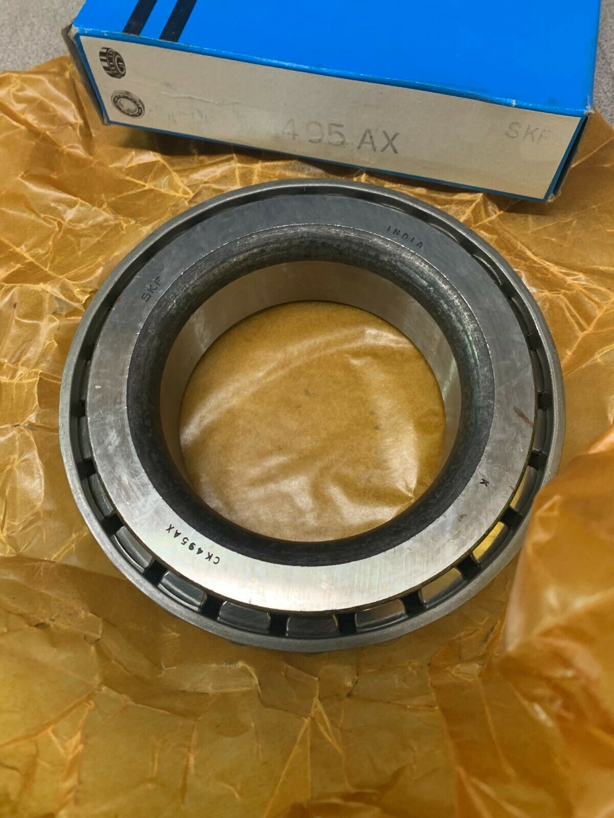 NEW SKF TAPERED ROLLER CONE BEARING CK495AX