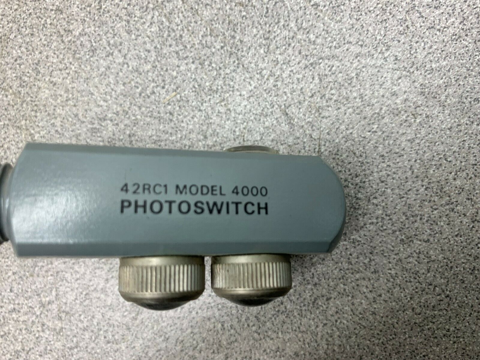 NEW NO BOX PHOTOSWITCH 42RC1 4000