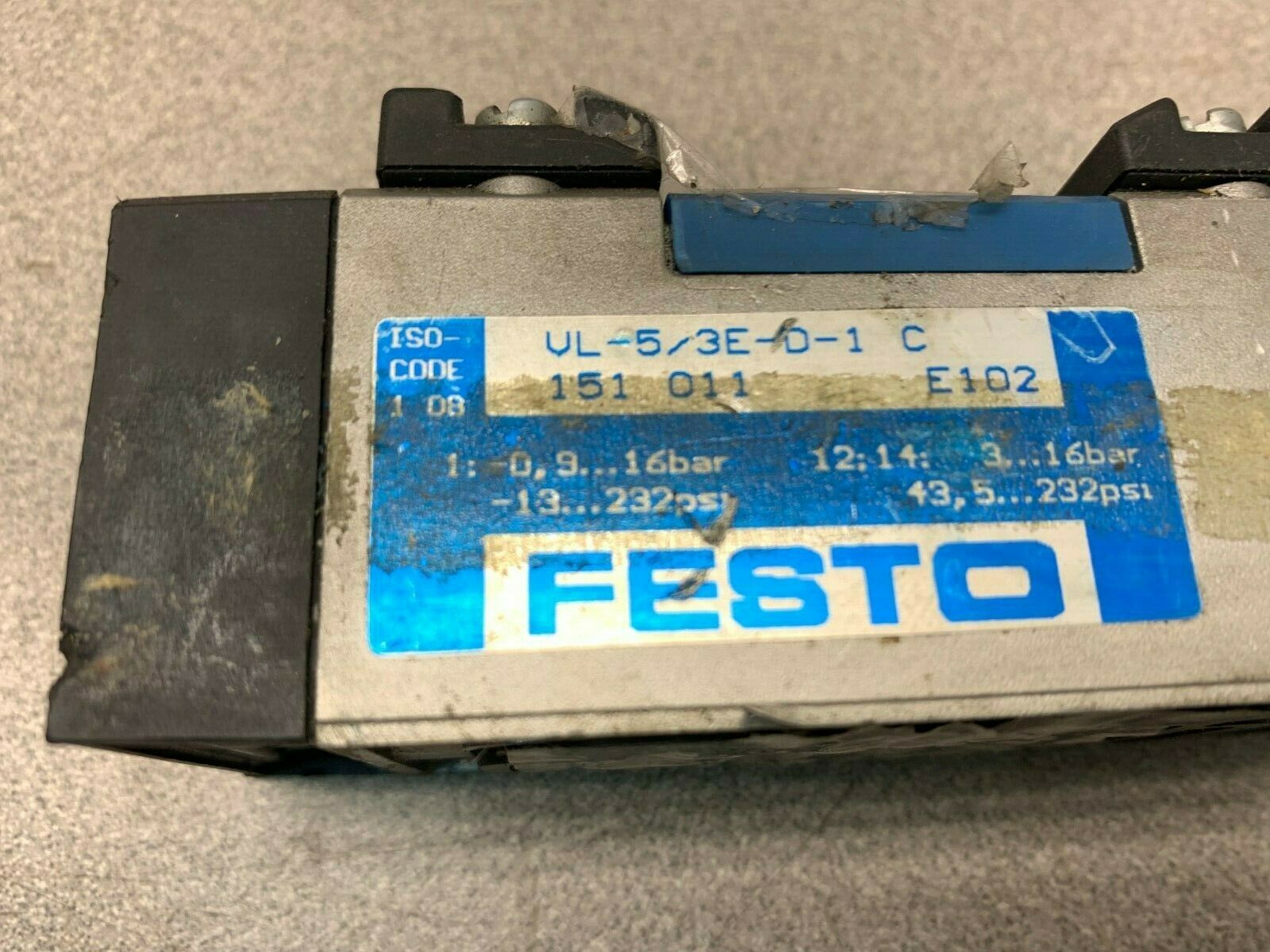 USED FESTO VALVE VL-5/3E-D-1-C