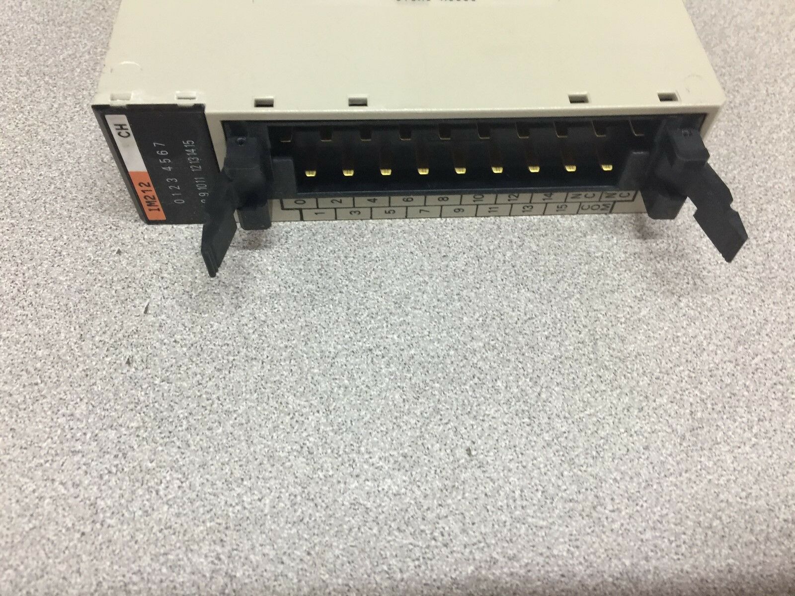 USED OMRON INPUT MODULE C200H-IM212